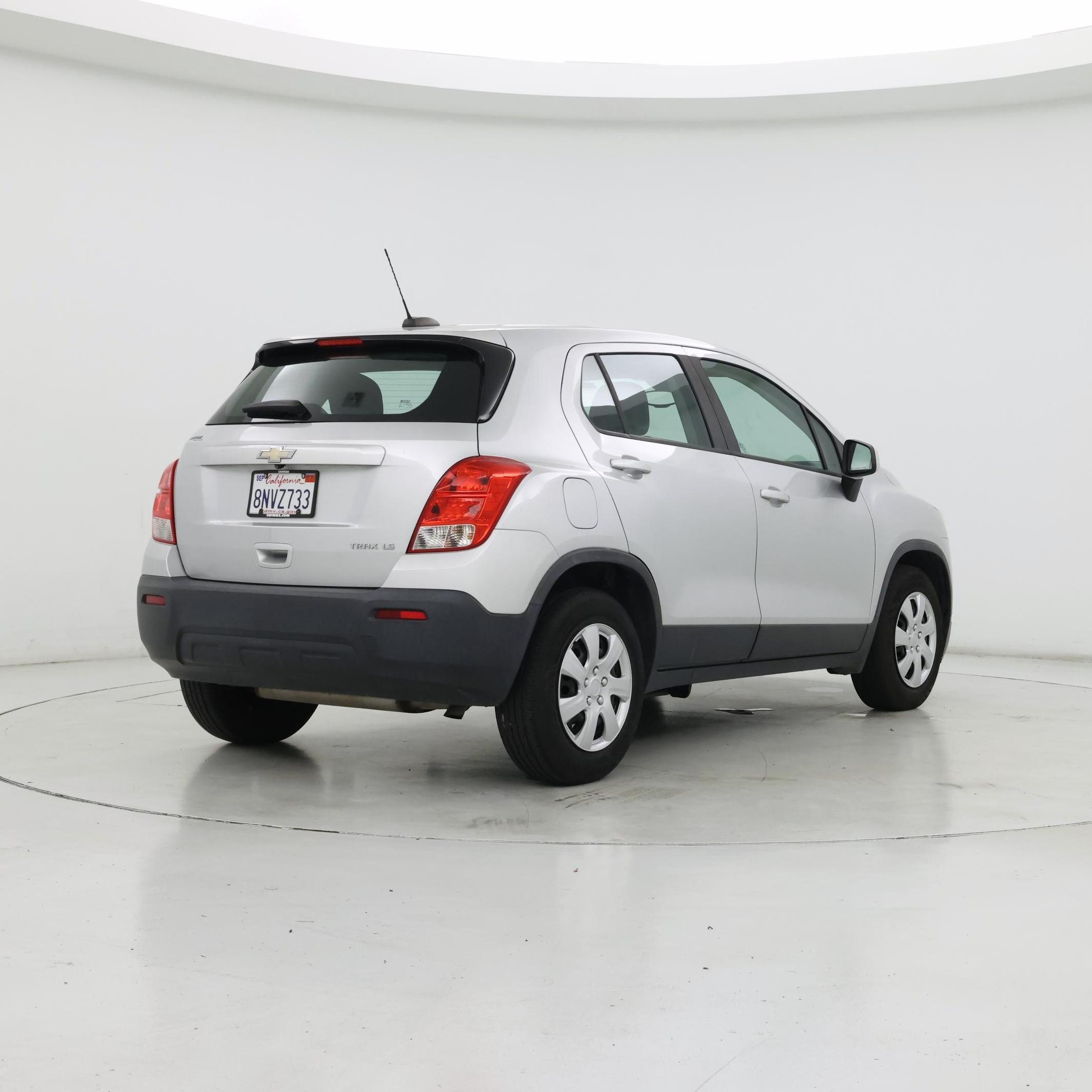 Thumbnail: 2016 Chevrolet Trax - 8