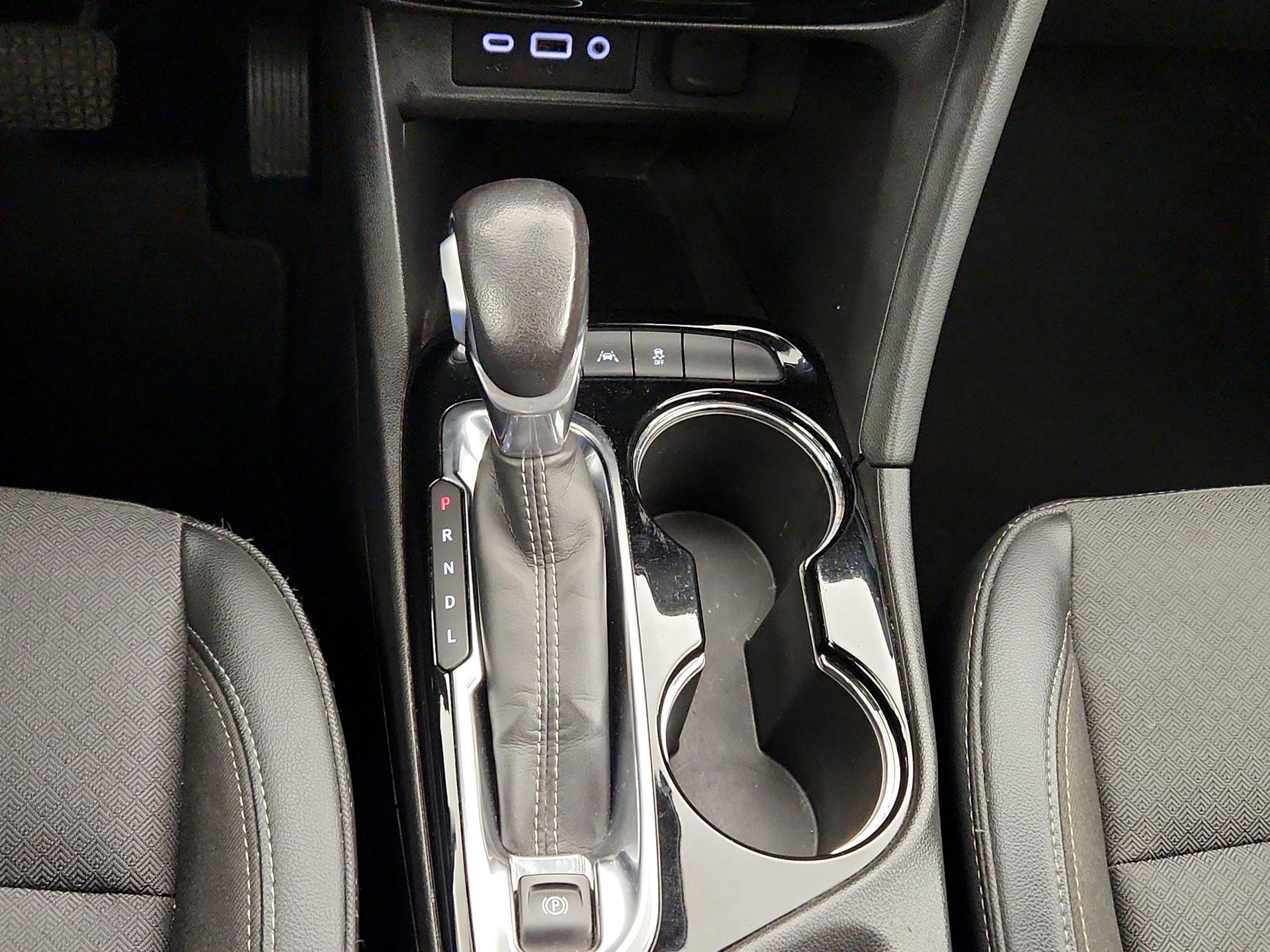 Thumbnail: 2022 Buick Encore GX - 17