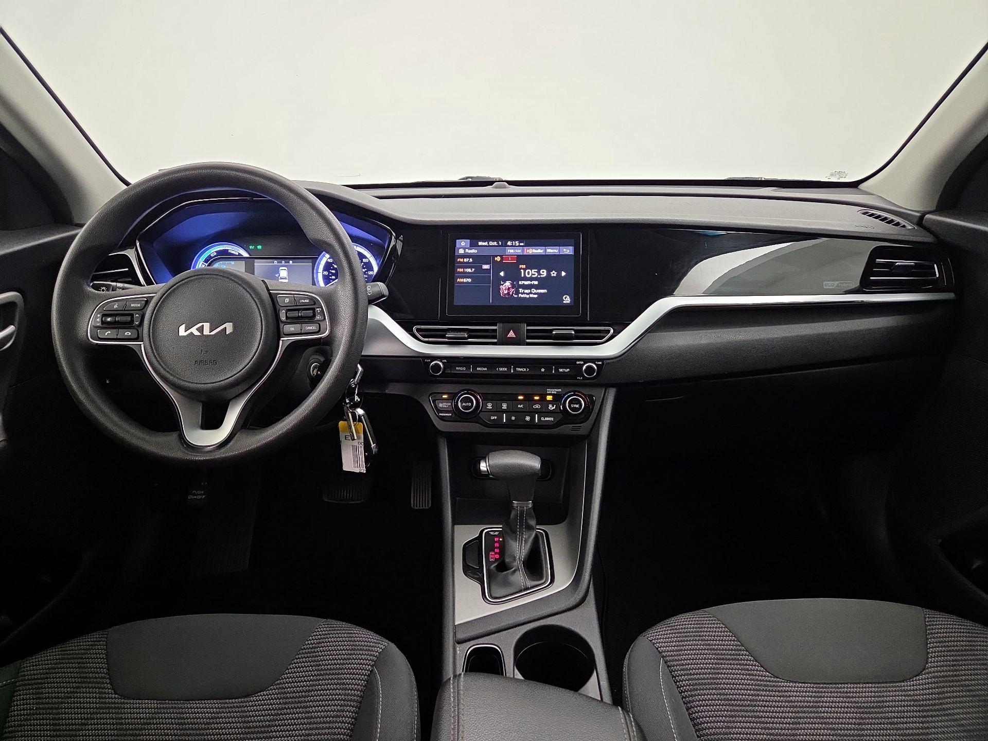 Thumbnail: 2022 Kia Niro - 9