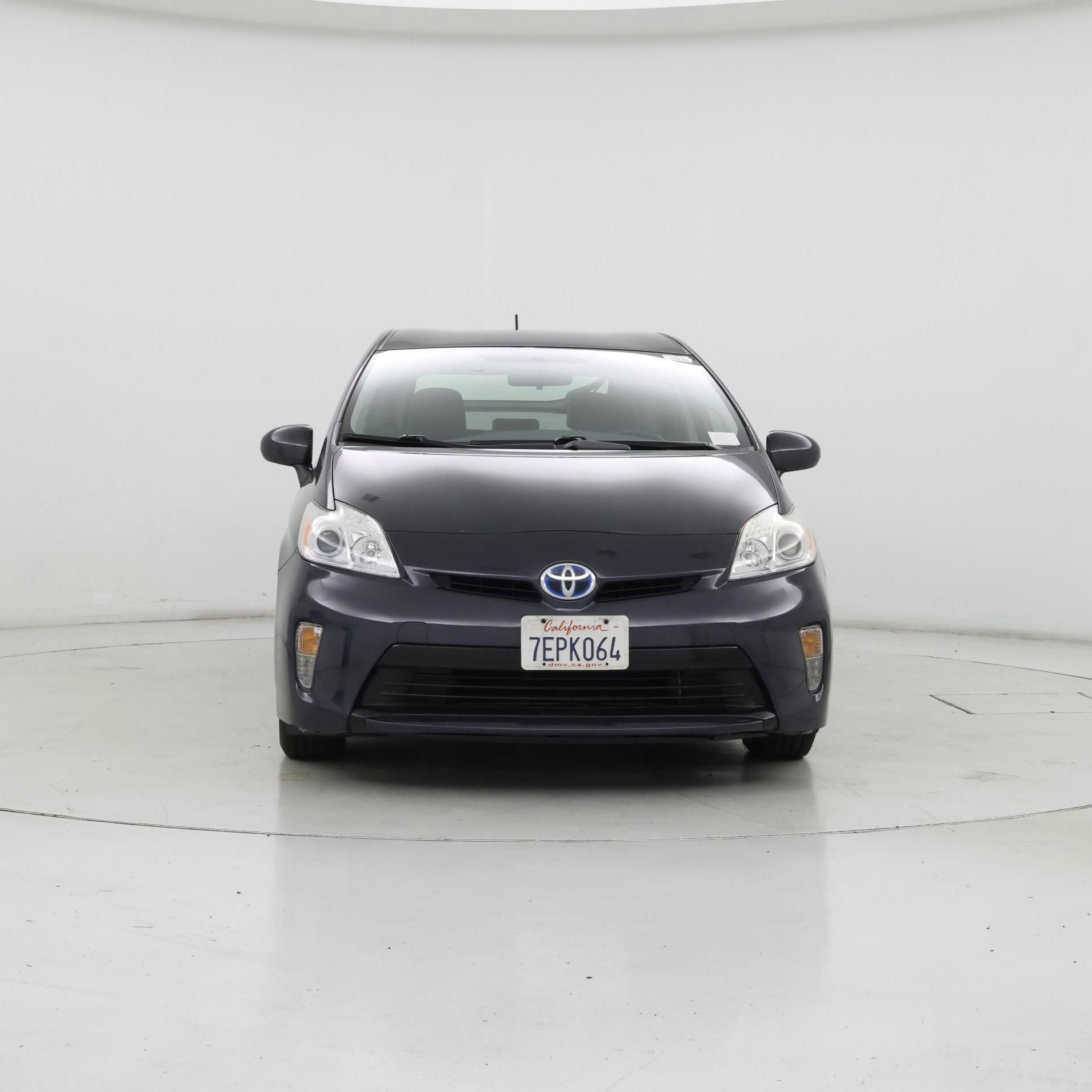 Thumbnail: 2014 Toyota Prius - 5