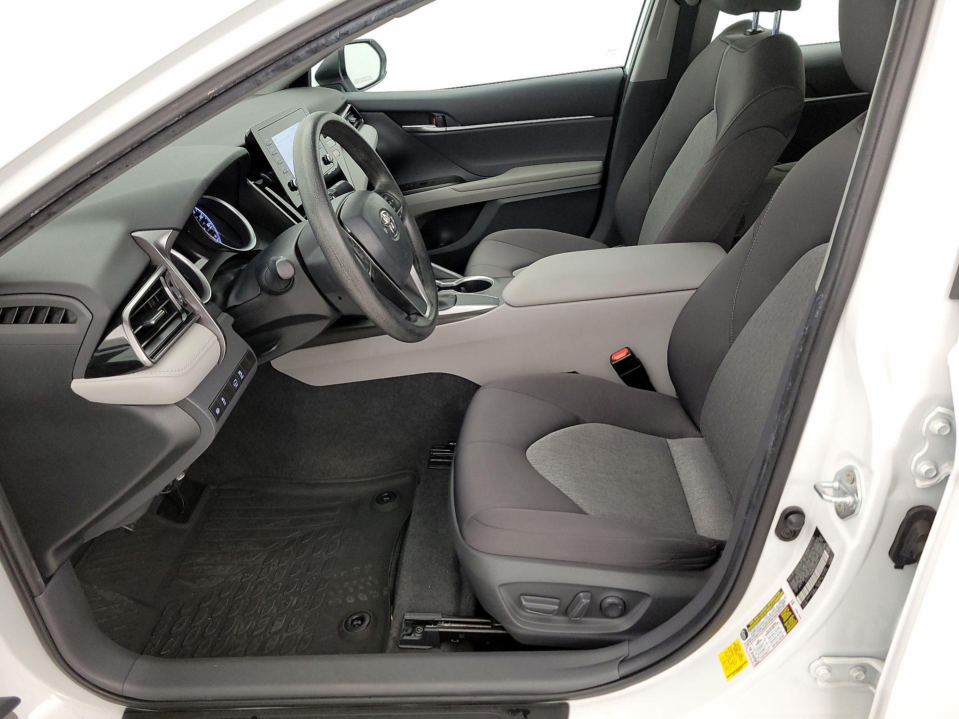 Thumbnail: 2021 Toyota Camry - 11