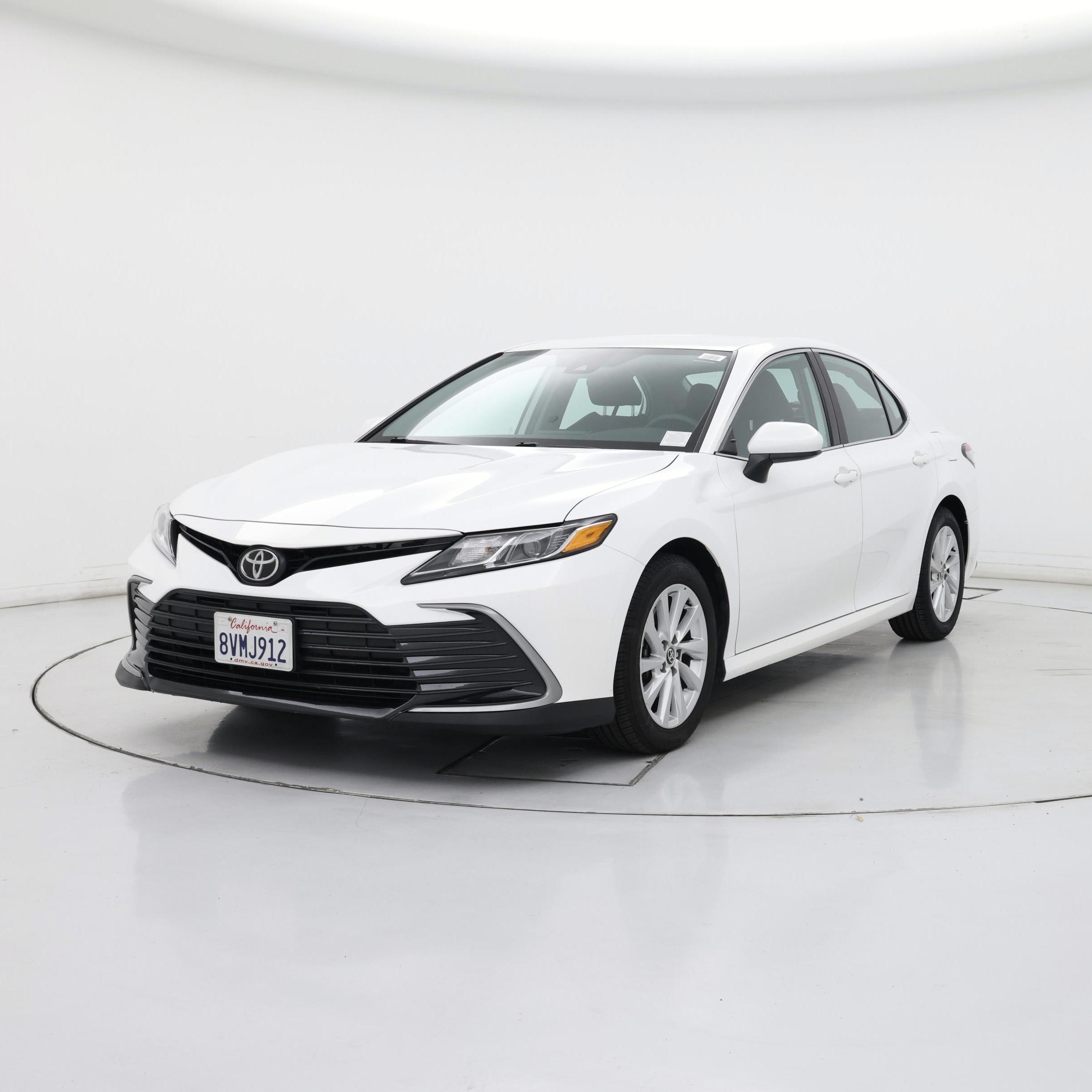 Thumbnail: 2021 Toyota Camry - 4