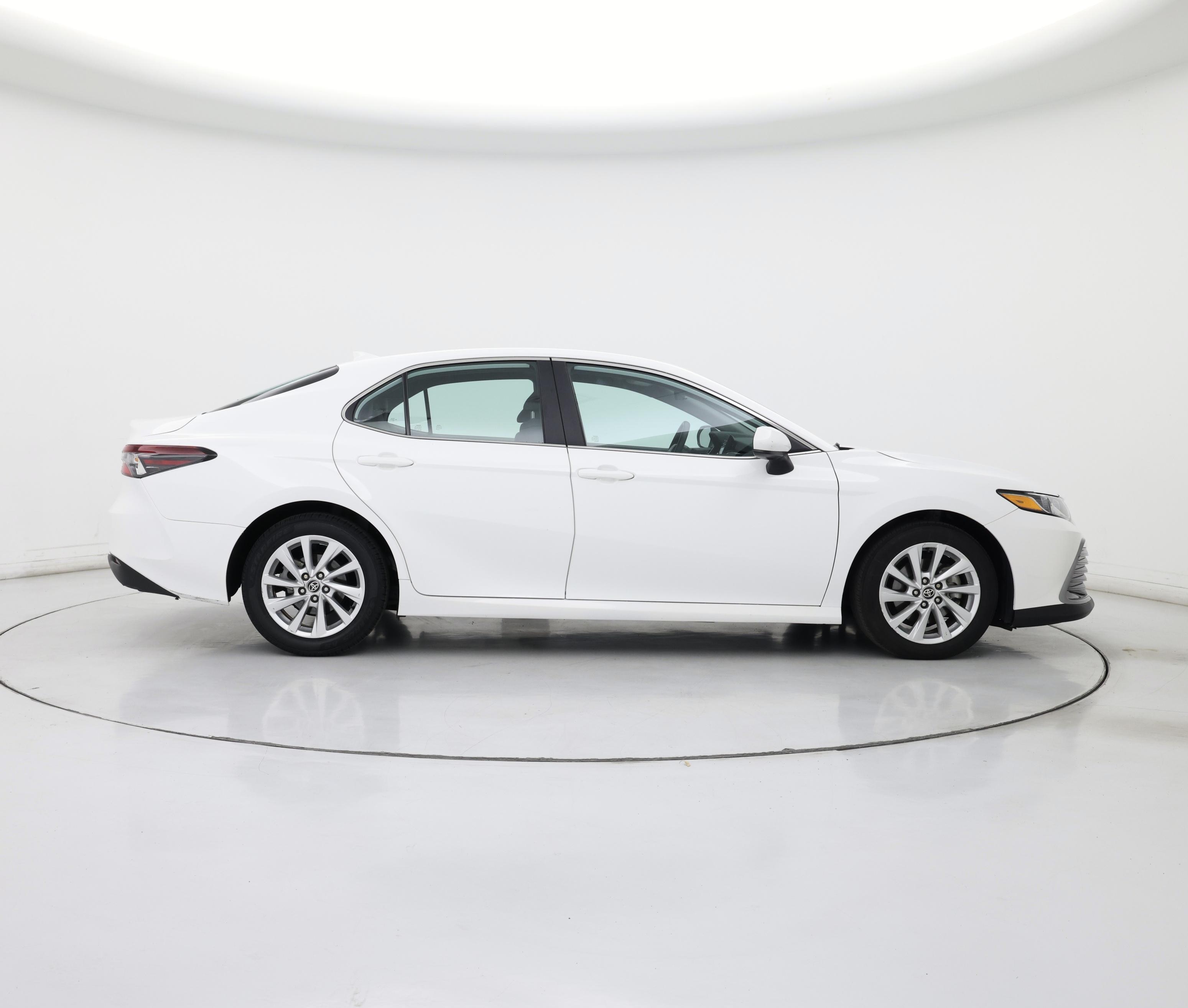 Thumbnail: 2021 Toyota Camry - 7