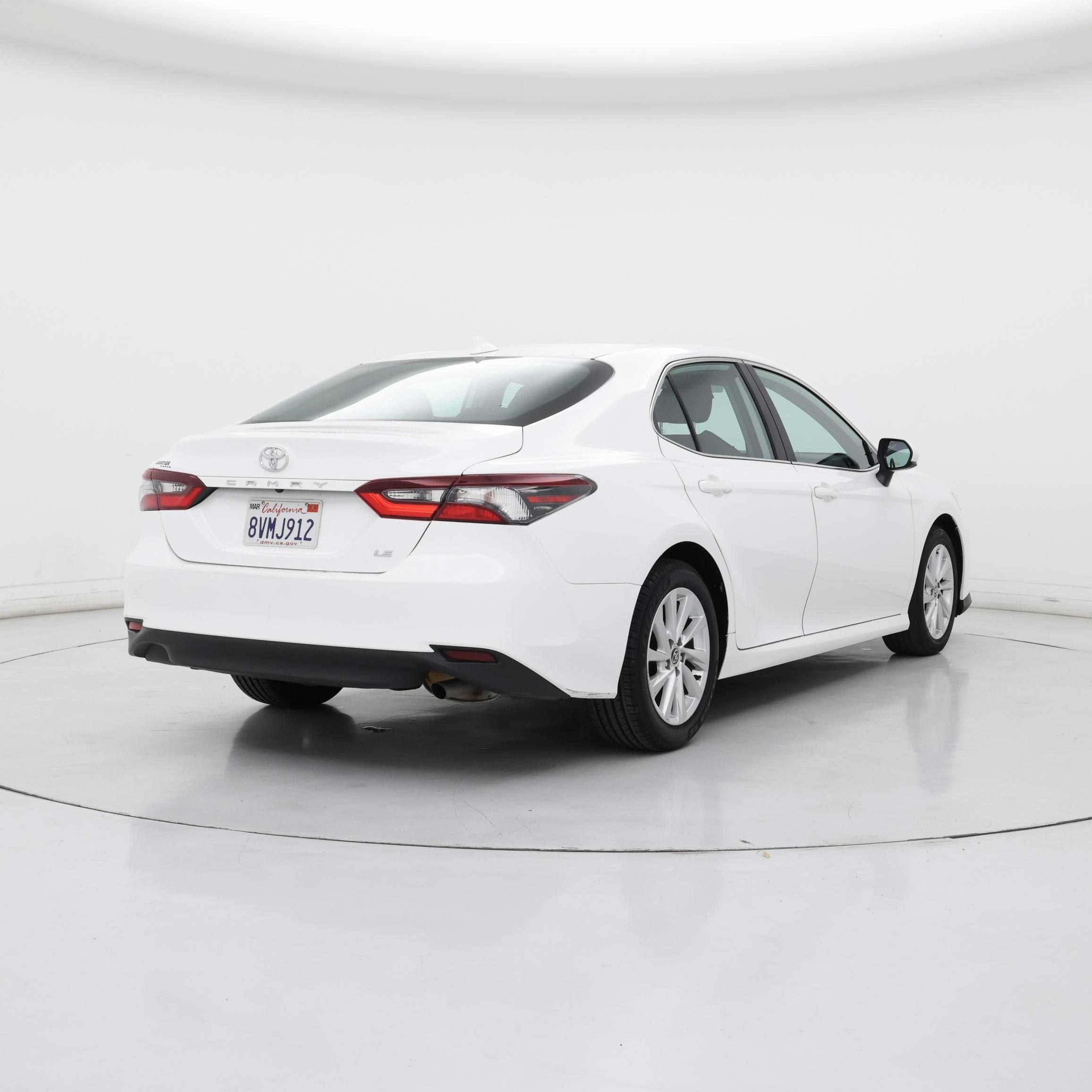Thumbnail: 2021 Toyota Camry - 8