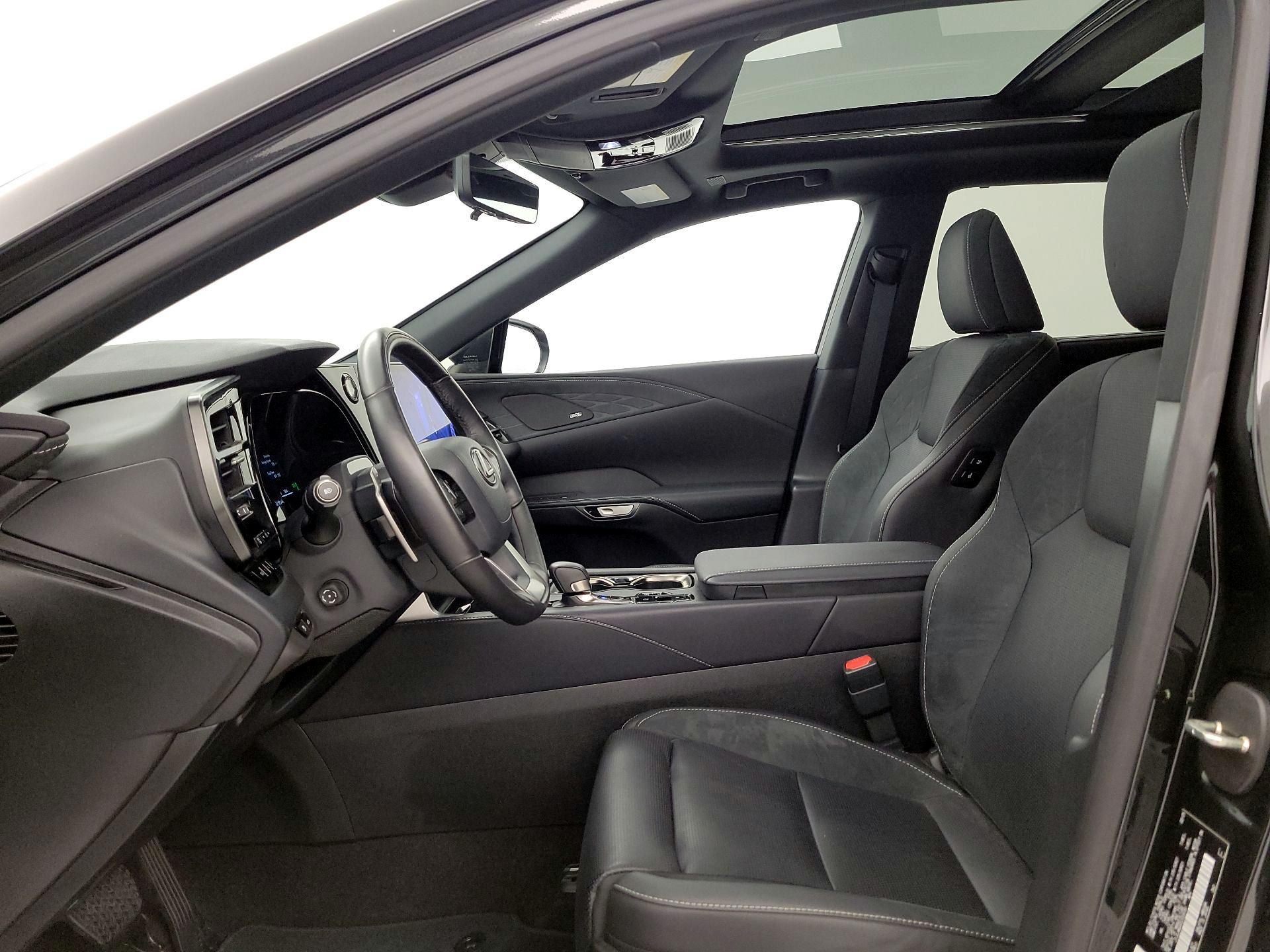 Thumbnail: 2025 Lexus RX - 20