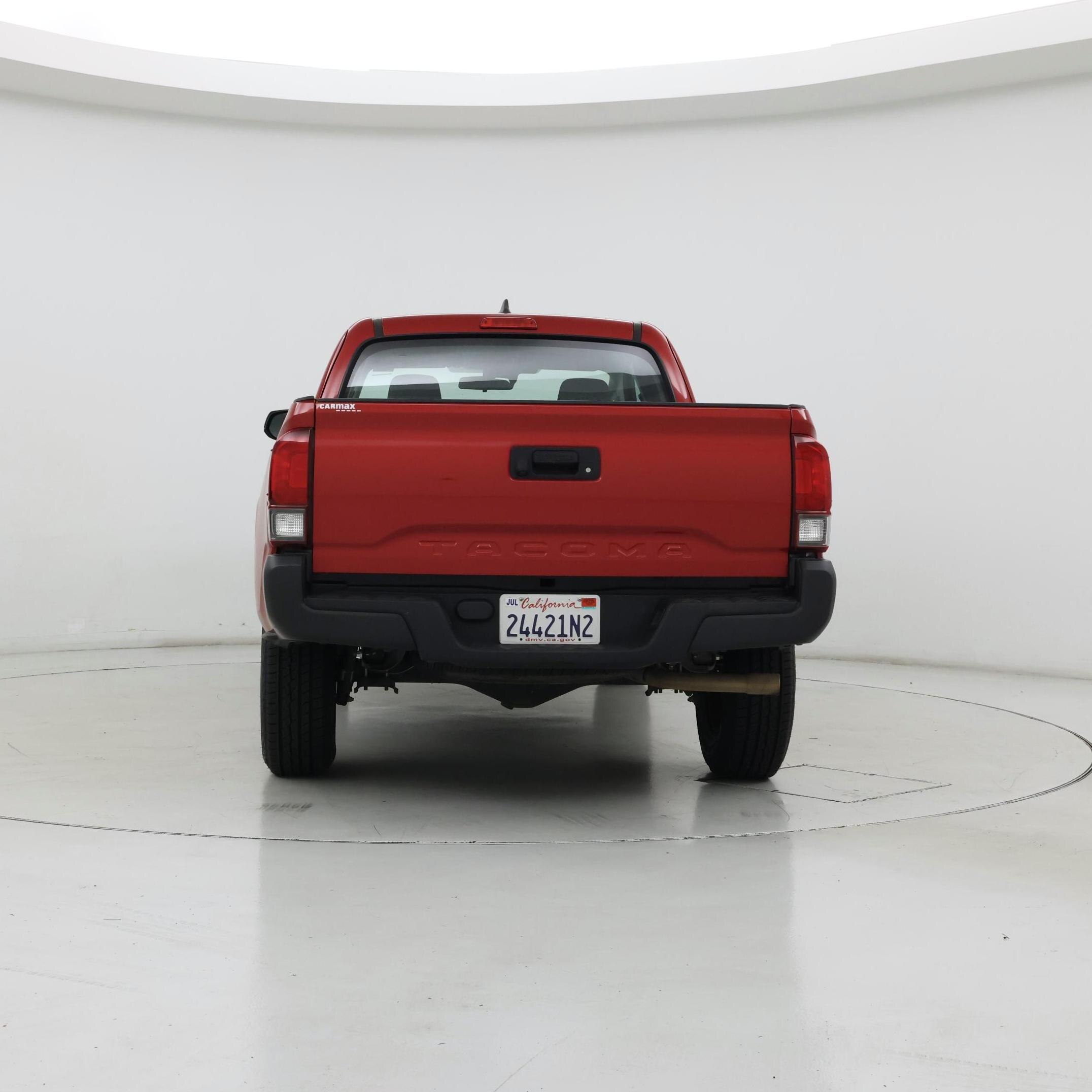 Thumbnail: 2018 Toyota Tacoma - 6