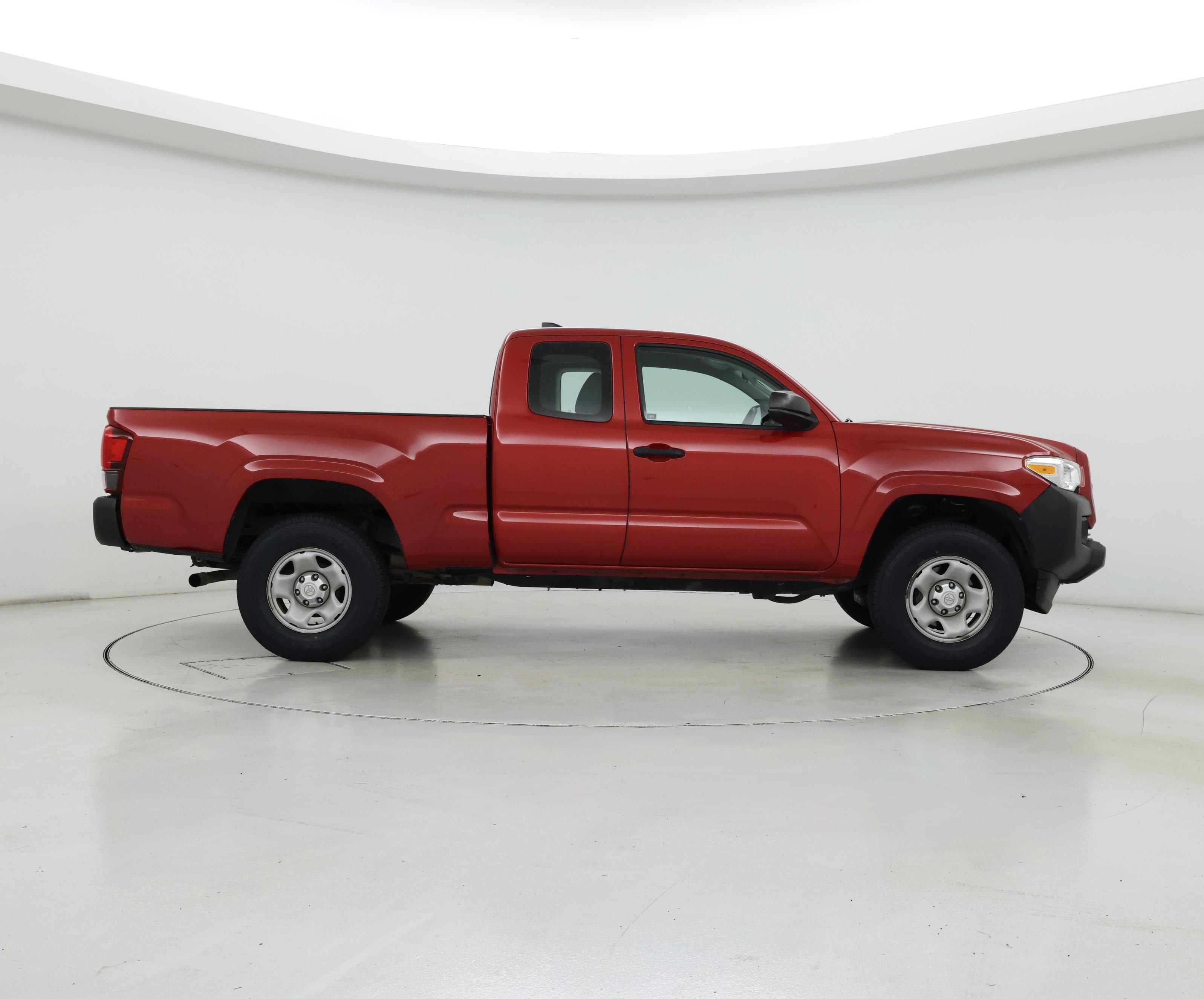 Thumbnail: 2018 Toyota Tacoma - 7