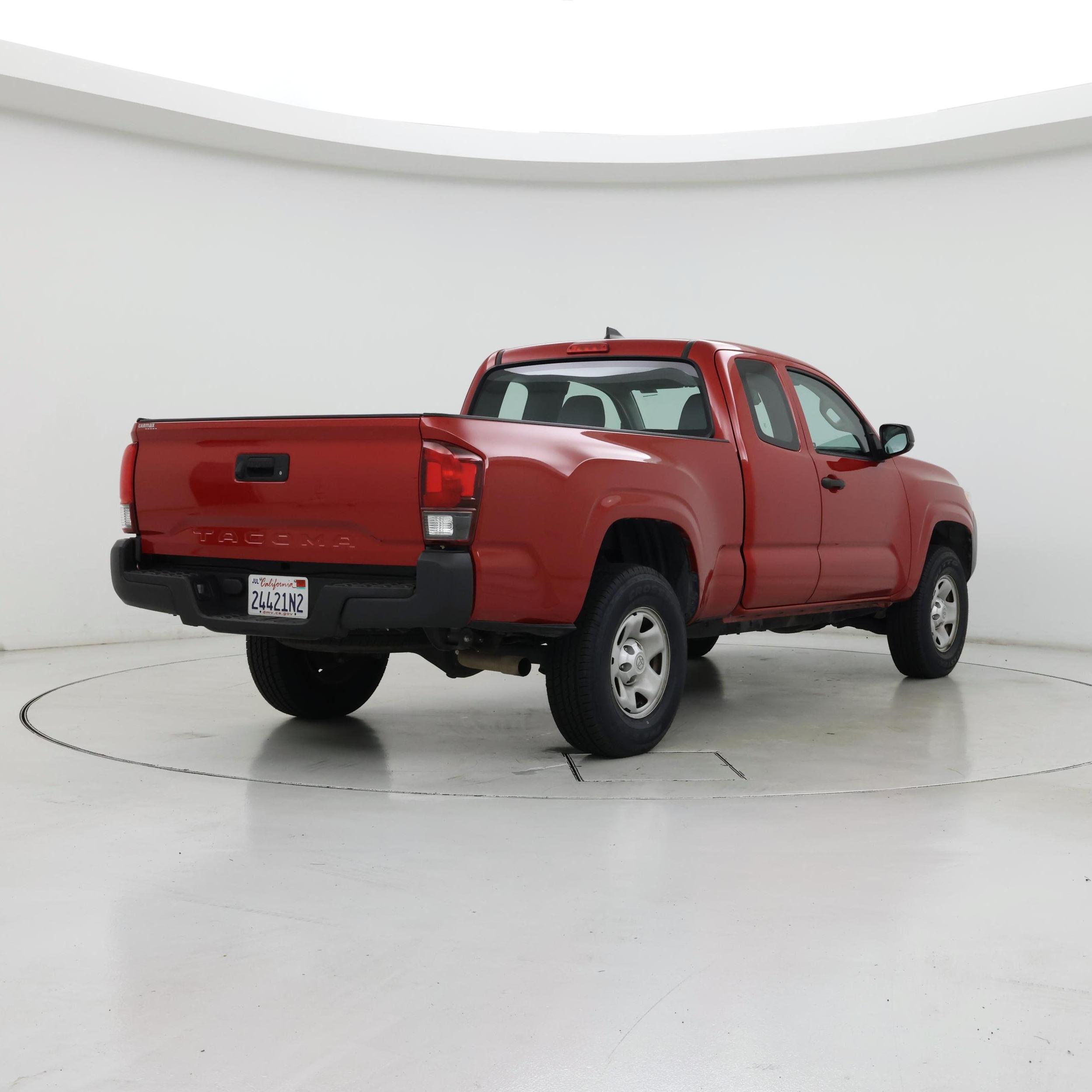 Thumbnail: 2018 Toyota Tacoma - 8