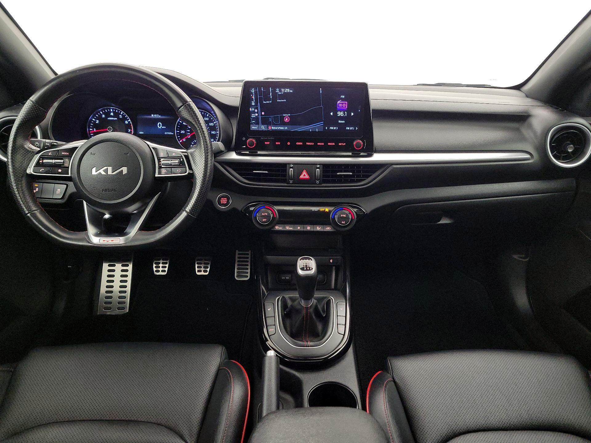 Thumbnail: 2023 Kia Forte - 9