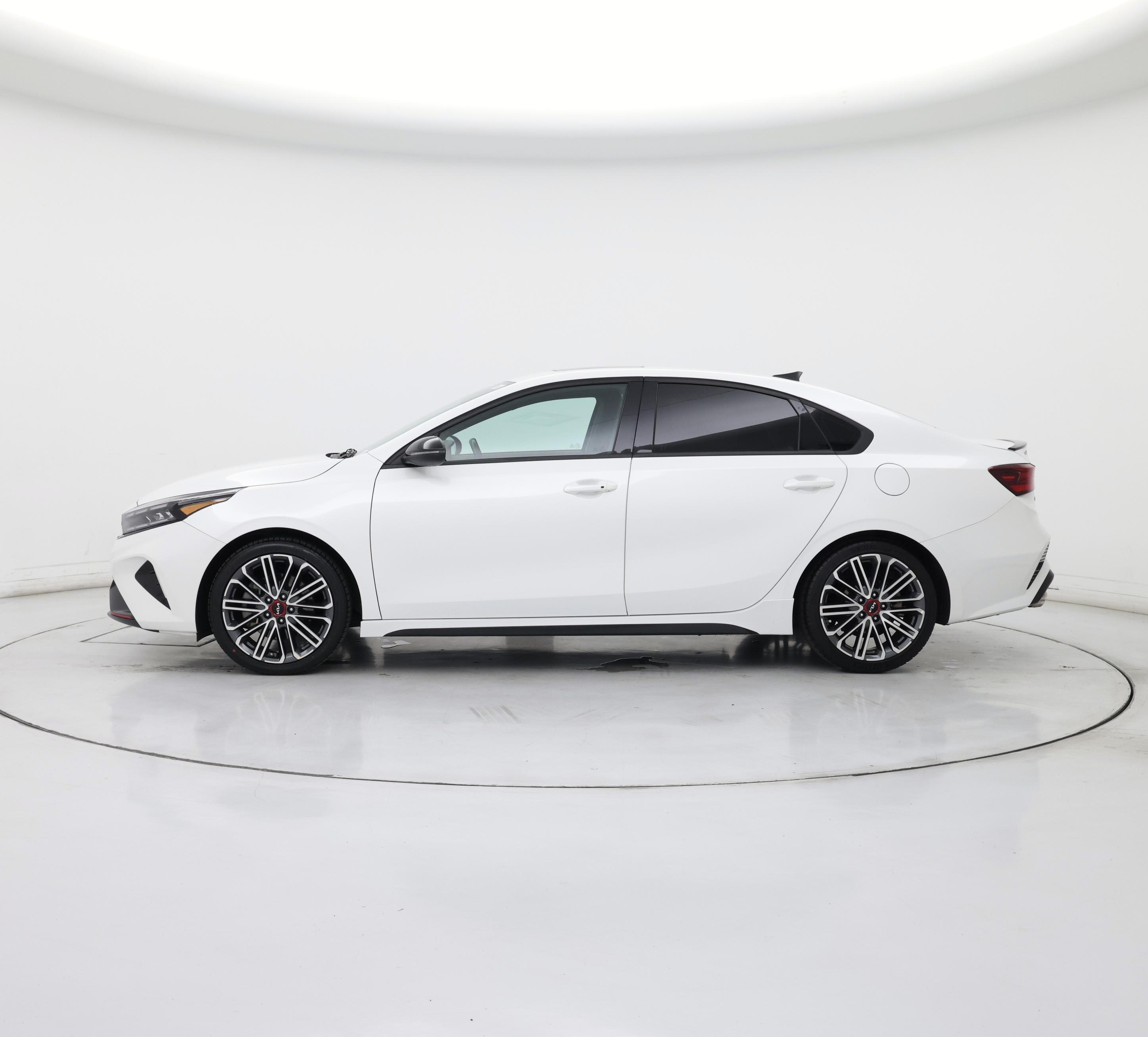 Thumbnail: 2023 Kia Forte - 3