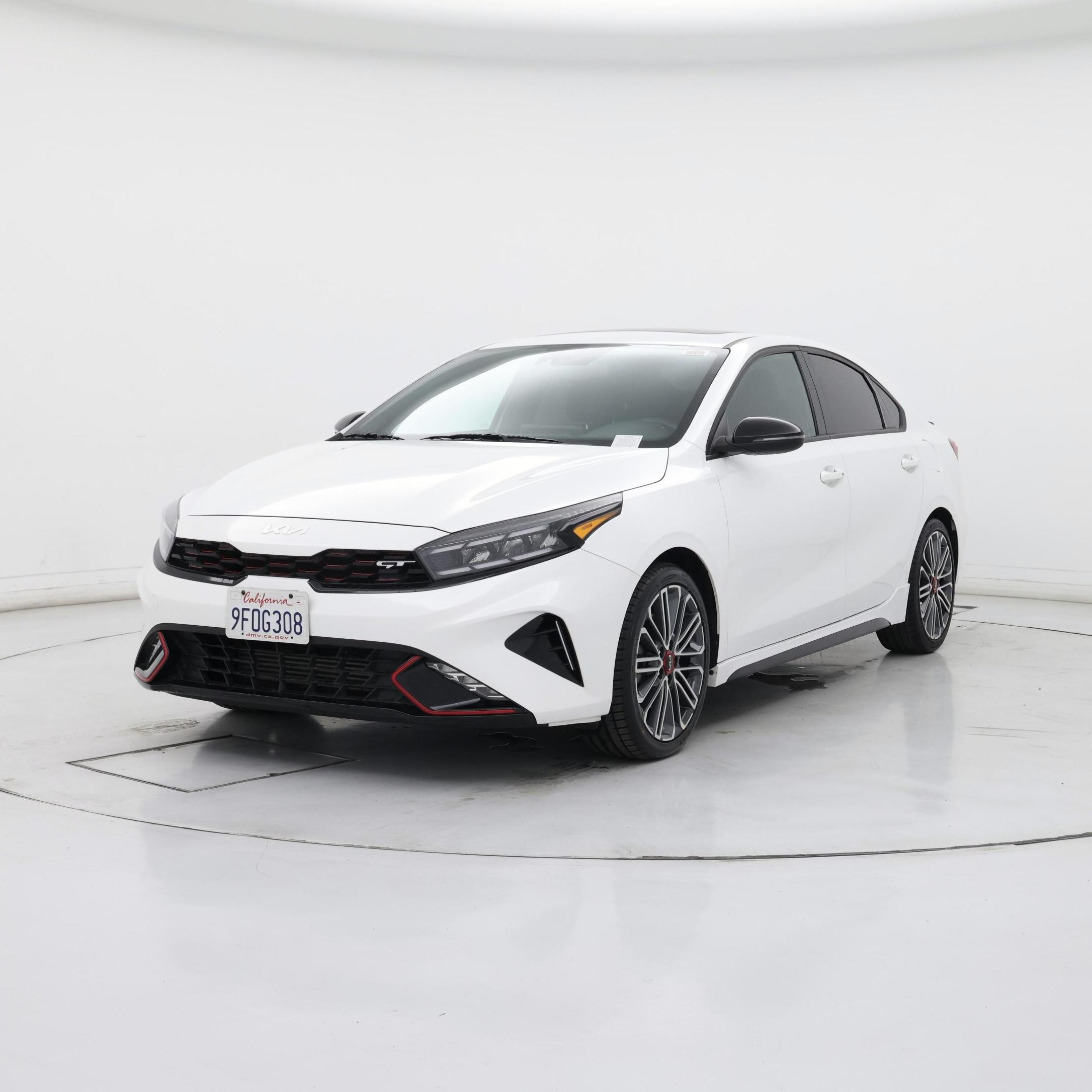 Thumbnail: 2023 Kia Forte - 4