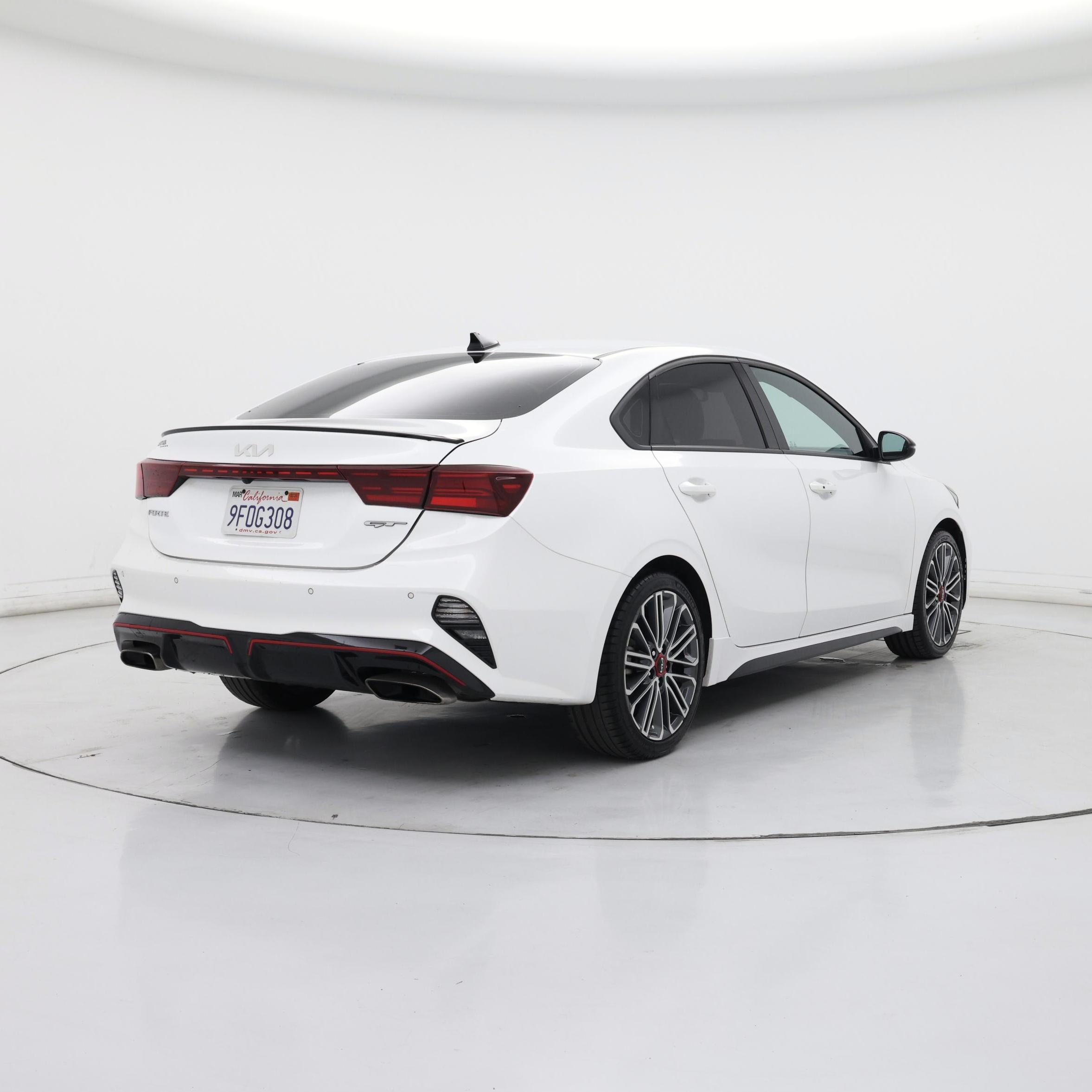 Thumbnail: 2023 Kia Forte - 8