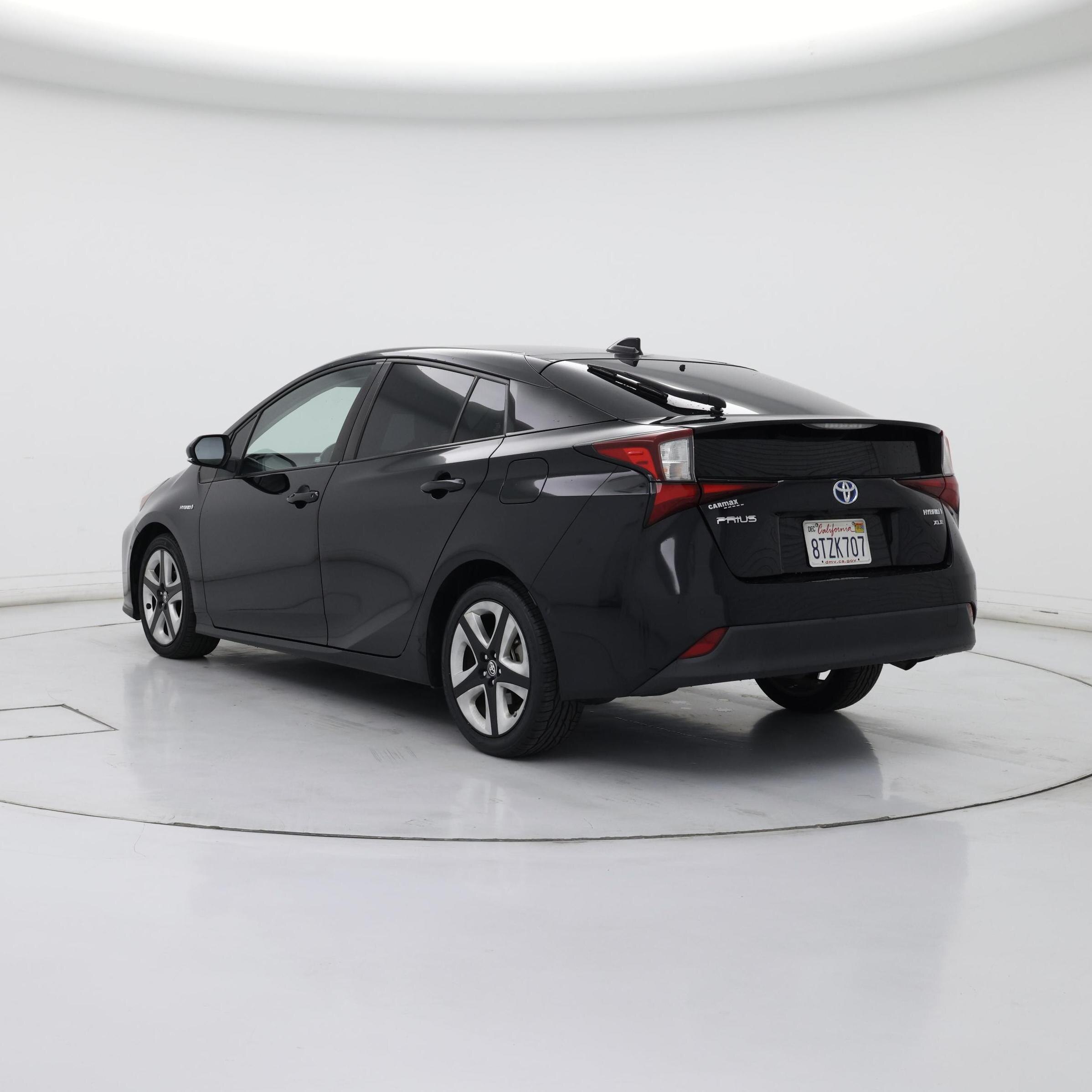 Thumbnail: 2021 Toyota Prius - 2