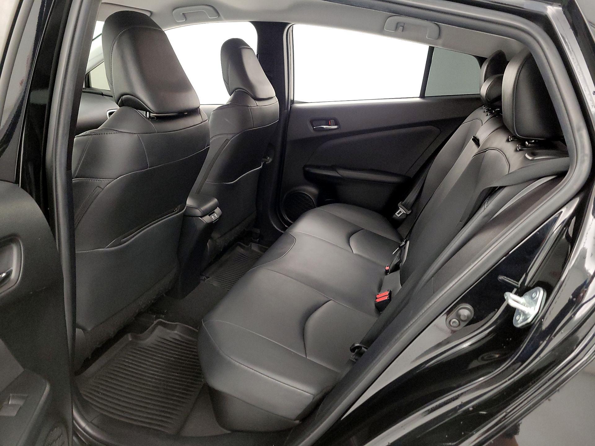 Thumbnail: 2021 Toyota Prius - 19