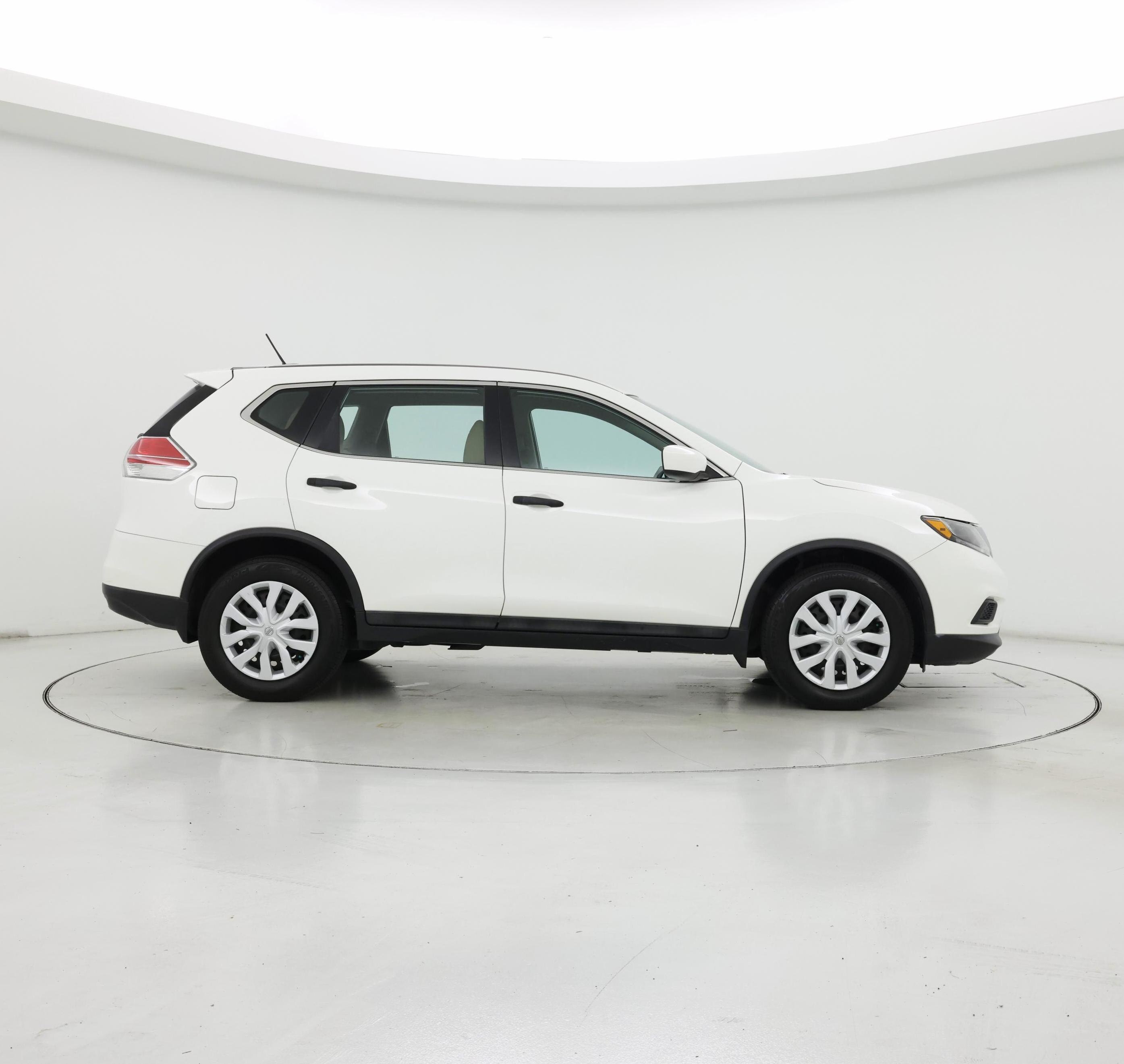 Thumbnail: 2016 Nissan Rogue - 7