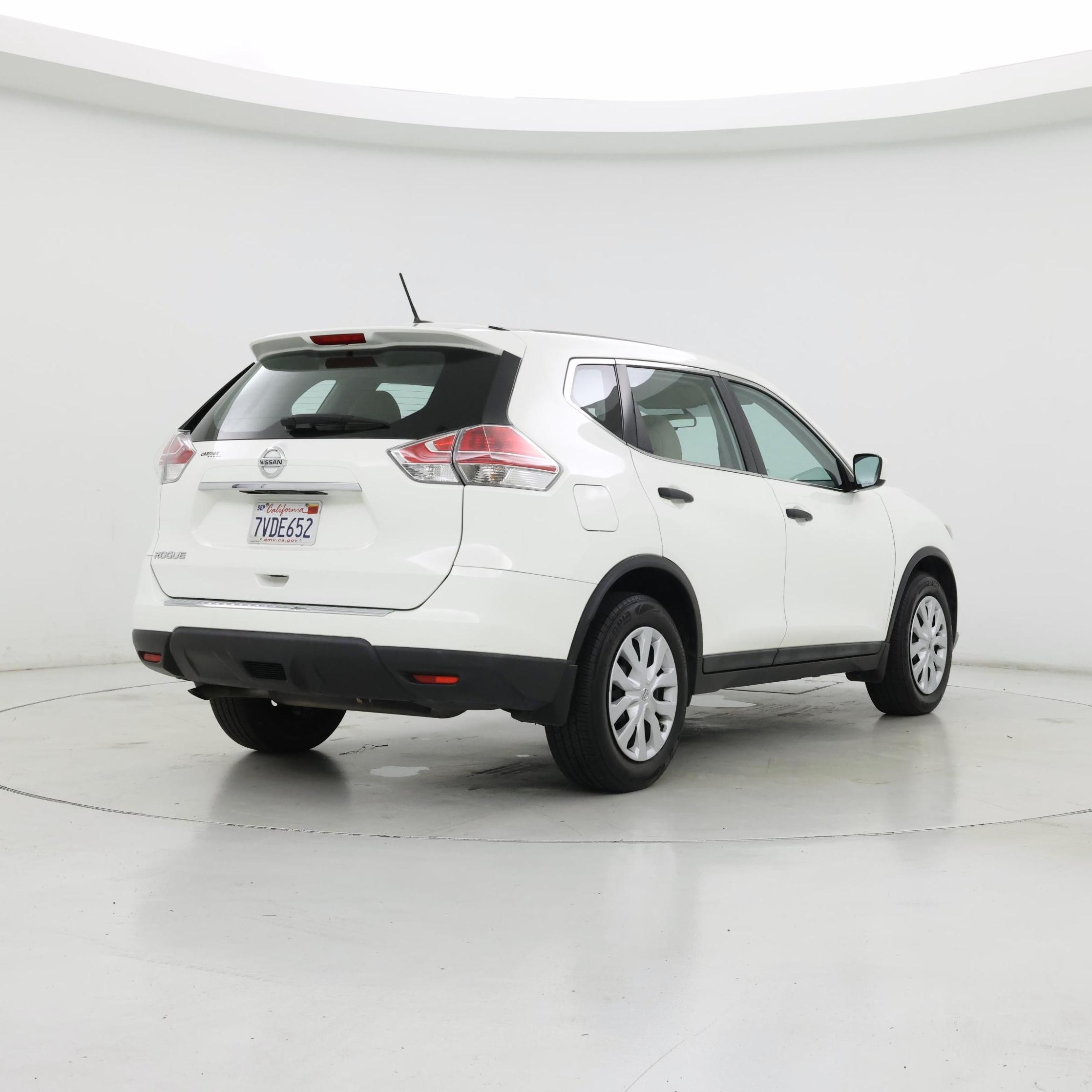 Thumbnail: 2016 Nissan Rogue - 8
