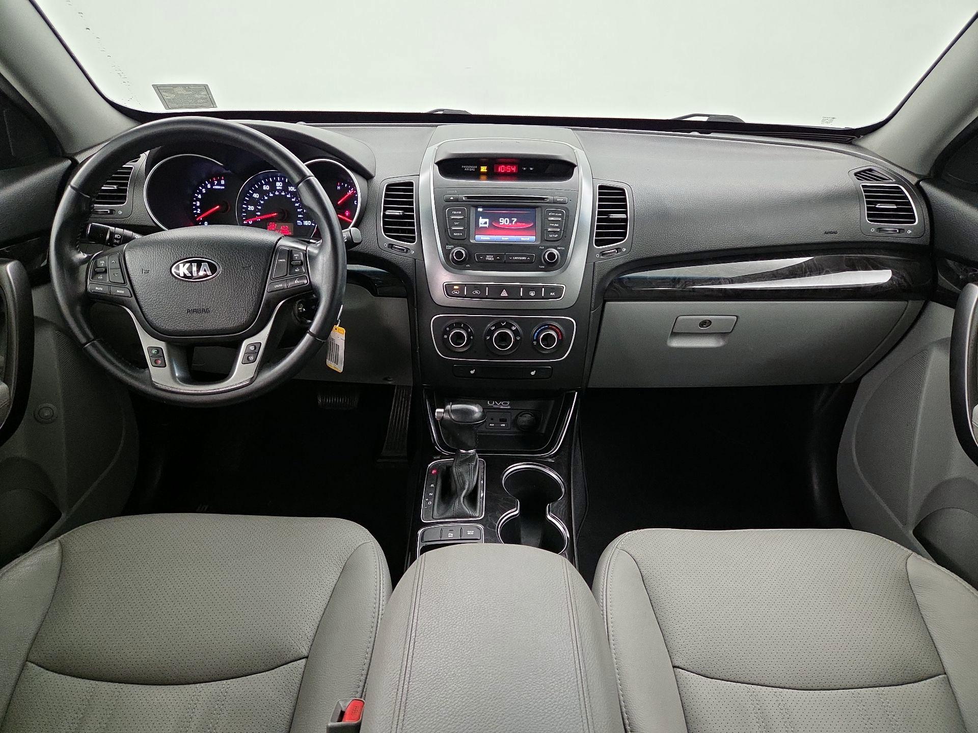 Thumbnail: 2015 Kia Sorento - 9
