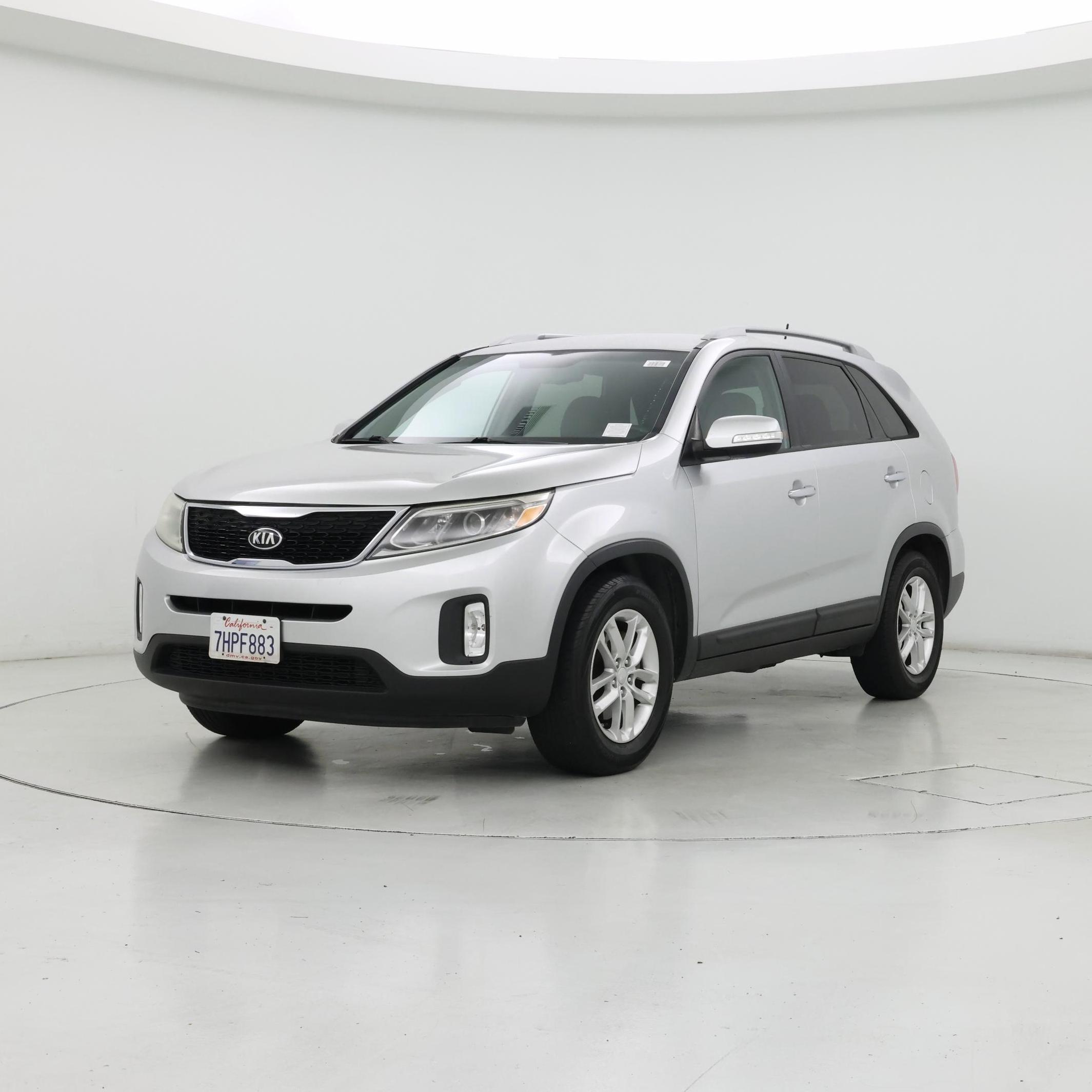 Thumbnail: 2015 Kia Sorento - 4