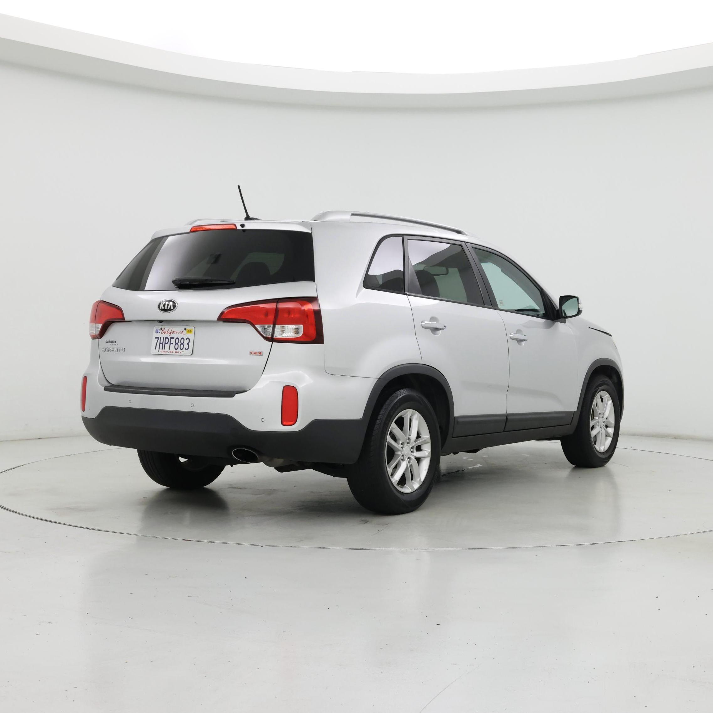 Thumbnail: 2015 Kia Sorento - 8