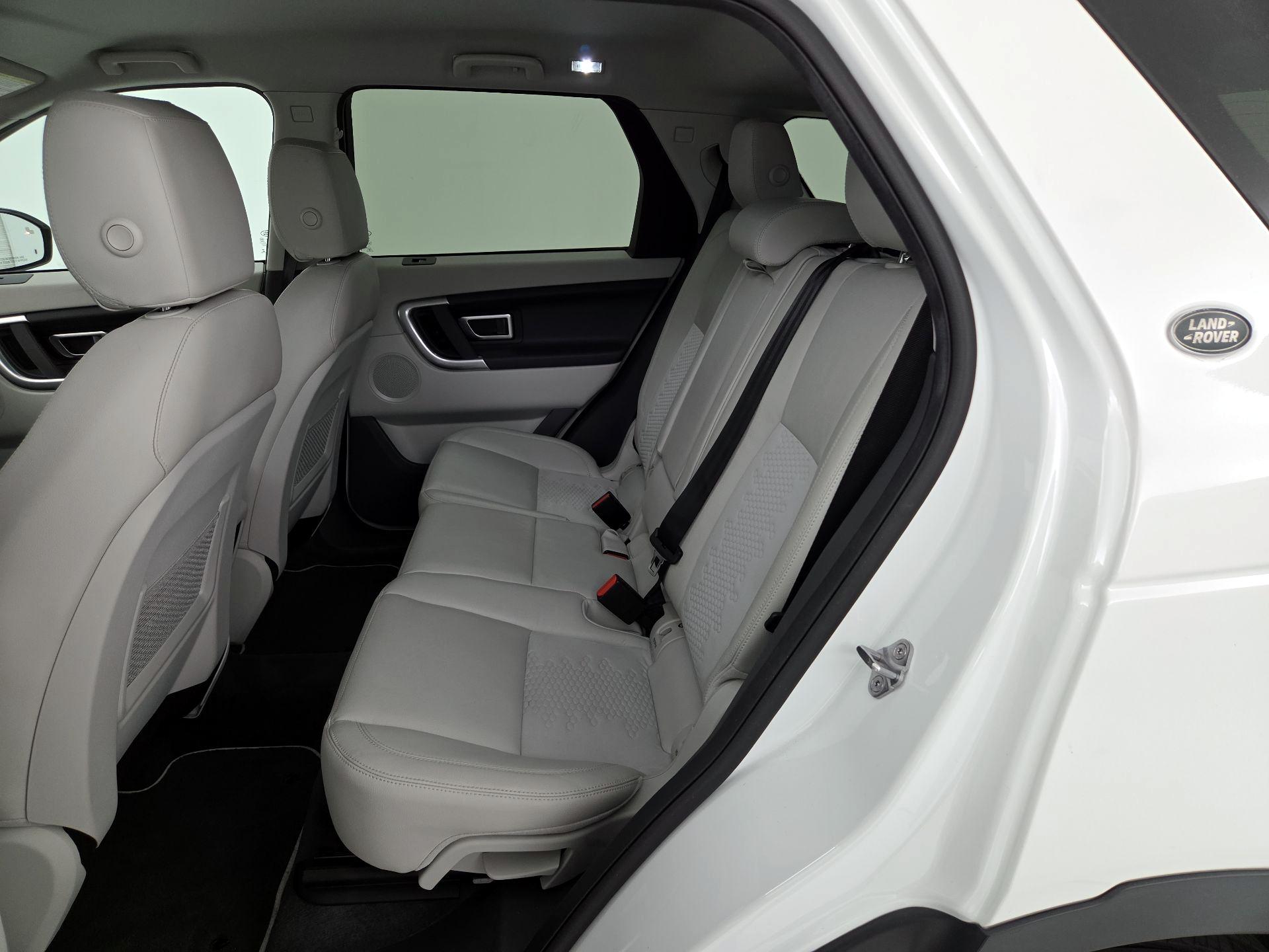 Thumbnail: 2019 Land Rover Discovery Sport - 19