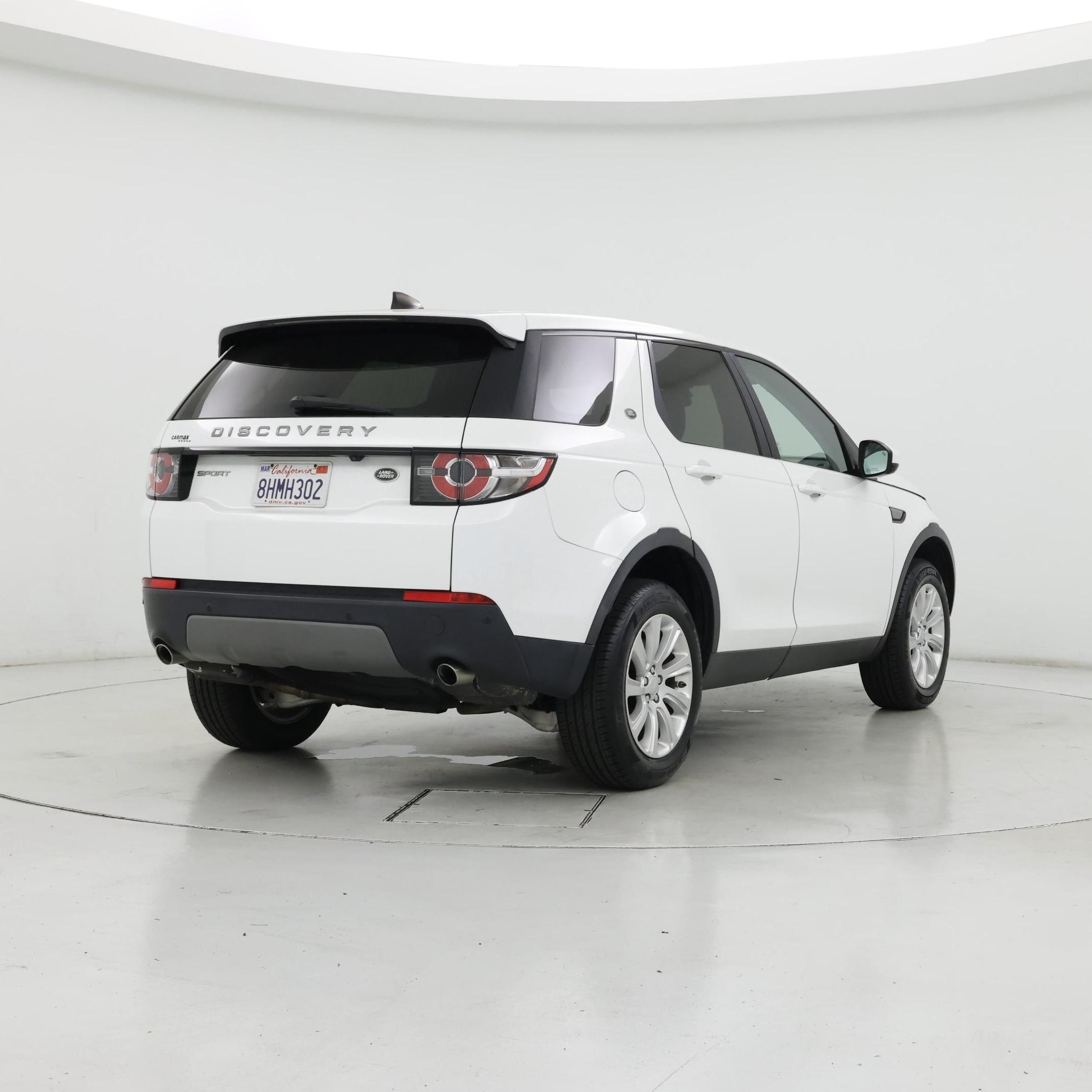 Thumbnail: 2019 Land Rover Discovery Sport - 8