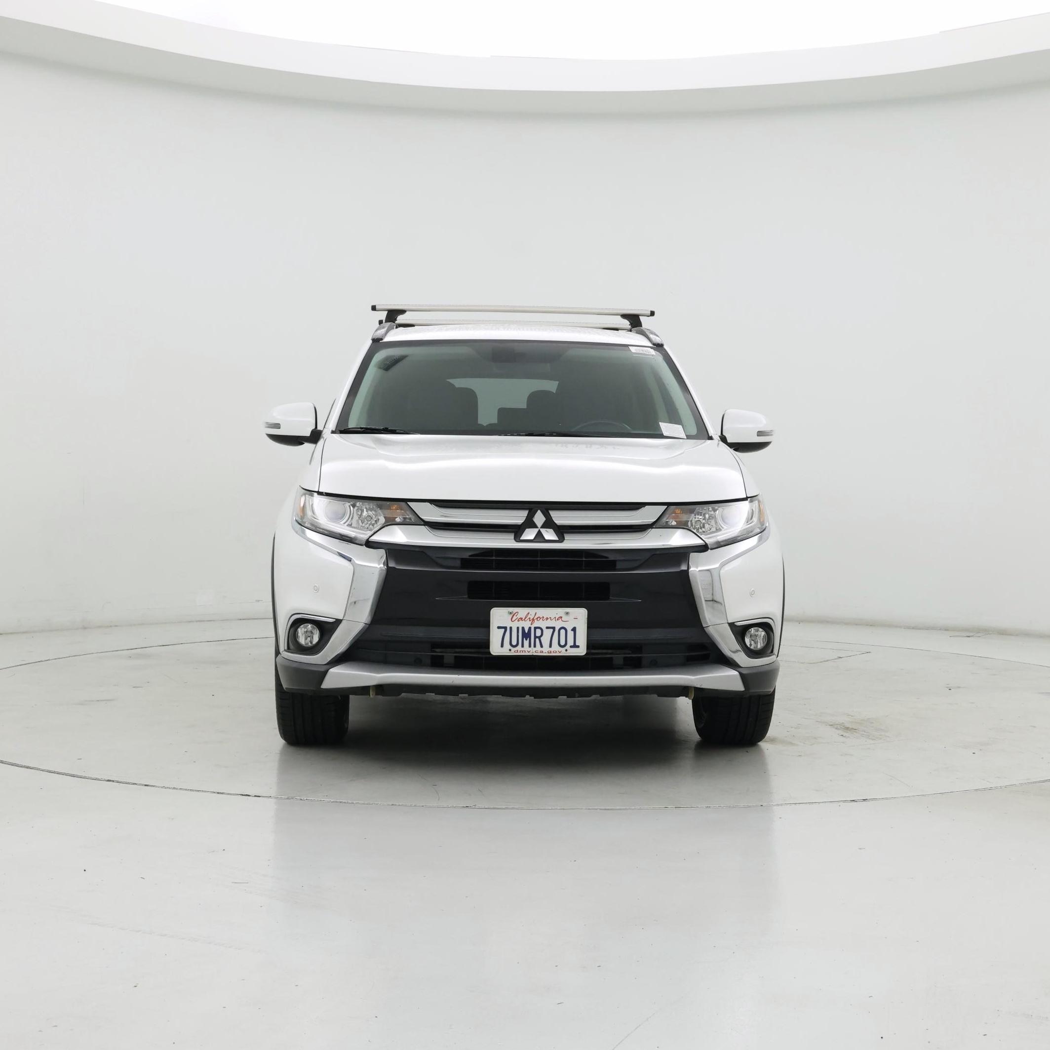 Thumbnail: 2016 Mitsubishi Outlander - 5