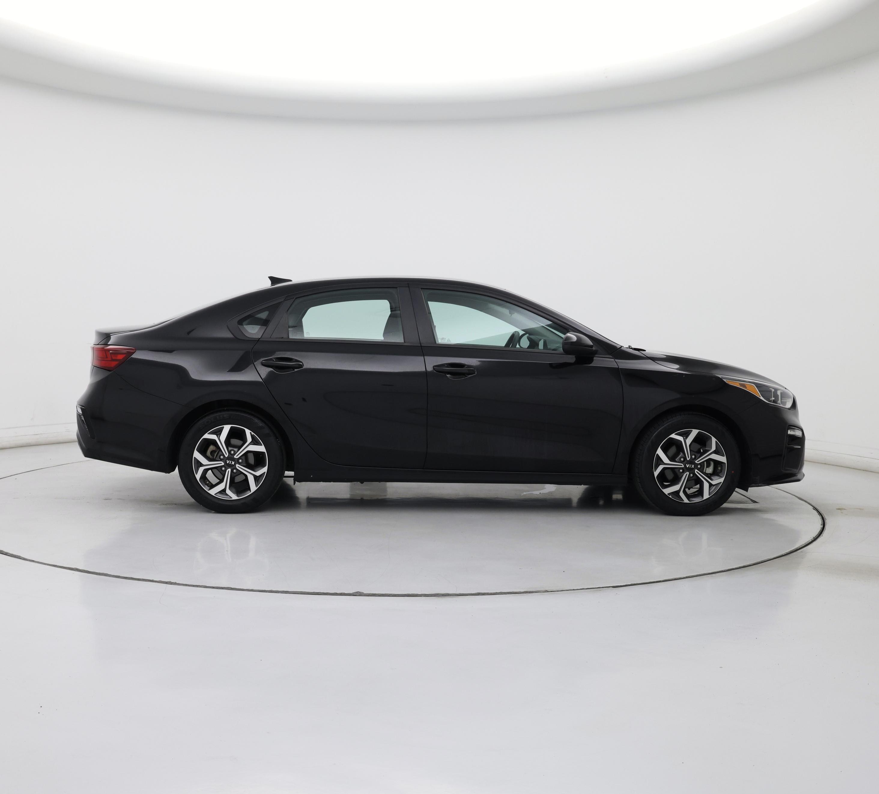 Thumbnail: 2020 Kia Forte - 7