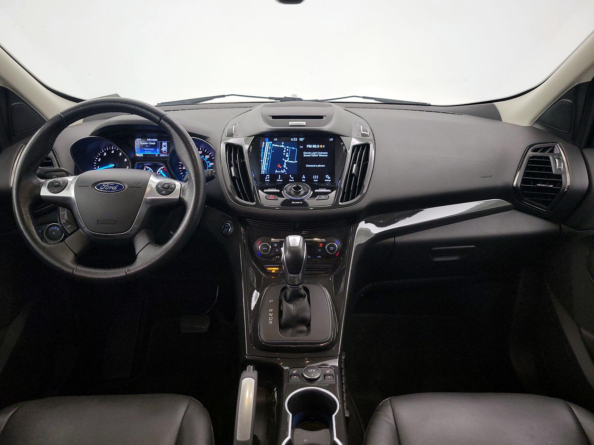Thumbnail: 2016 Ford Escape - 9