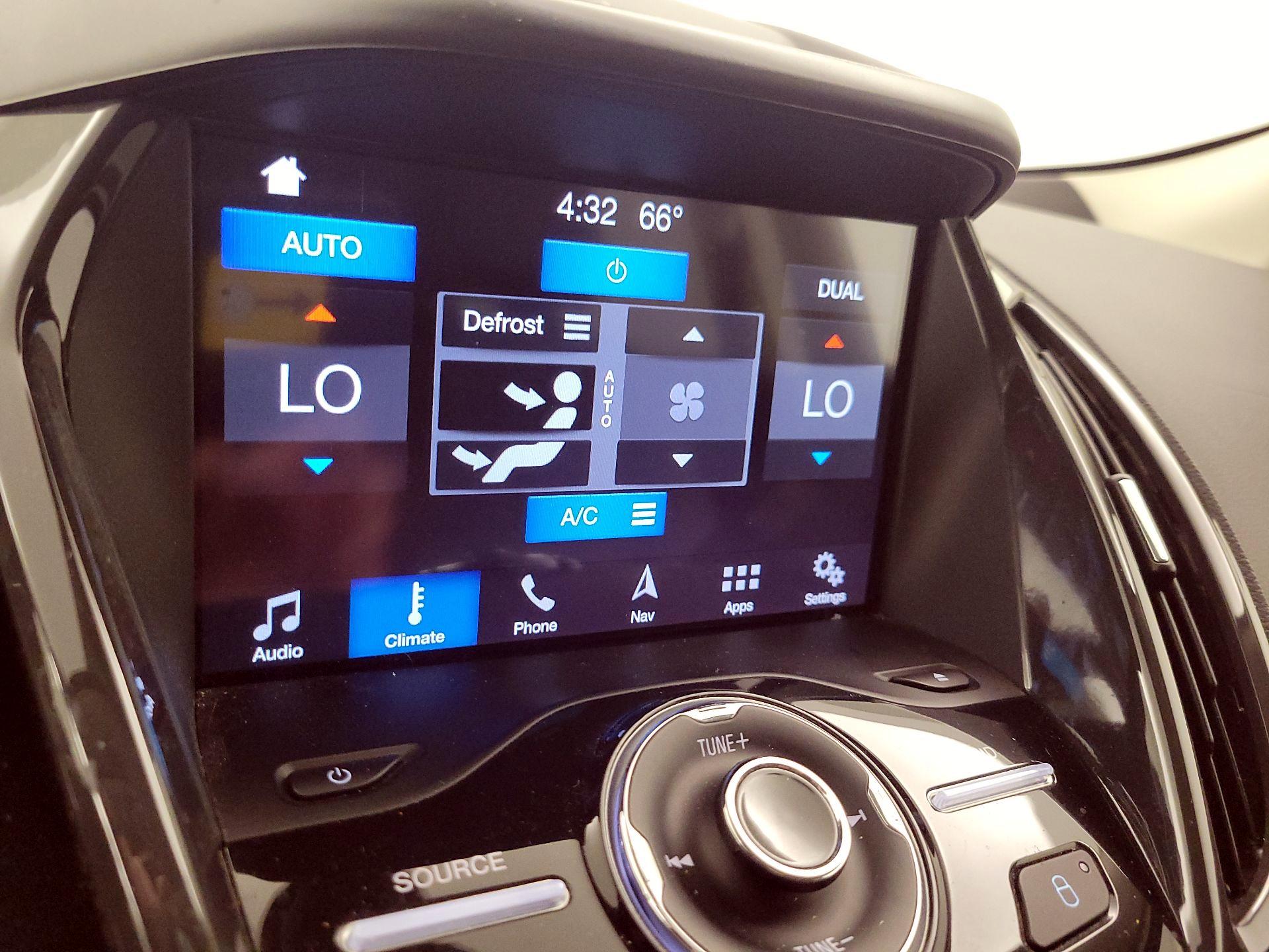 Thumbnail: 2016 Ford Escape - 17