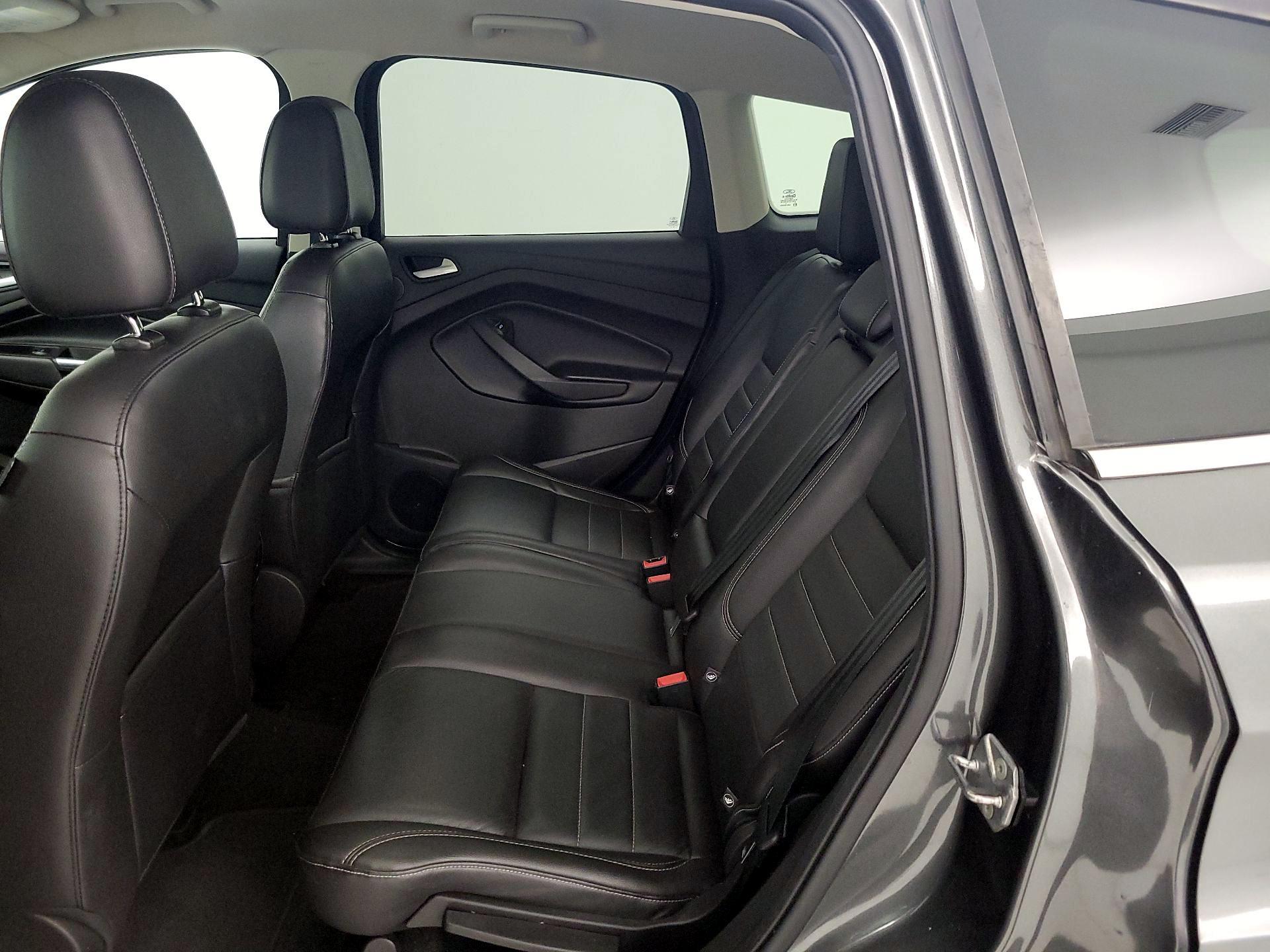 Thumbnail: 2016 Ford Escape - 20