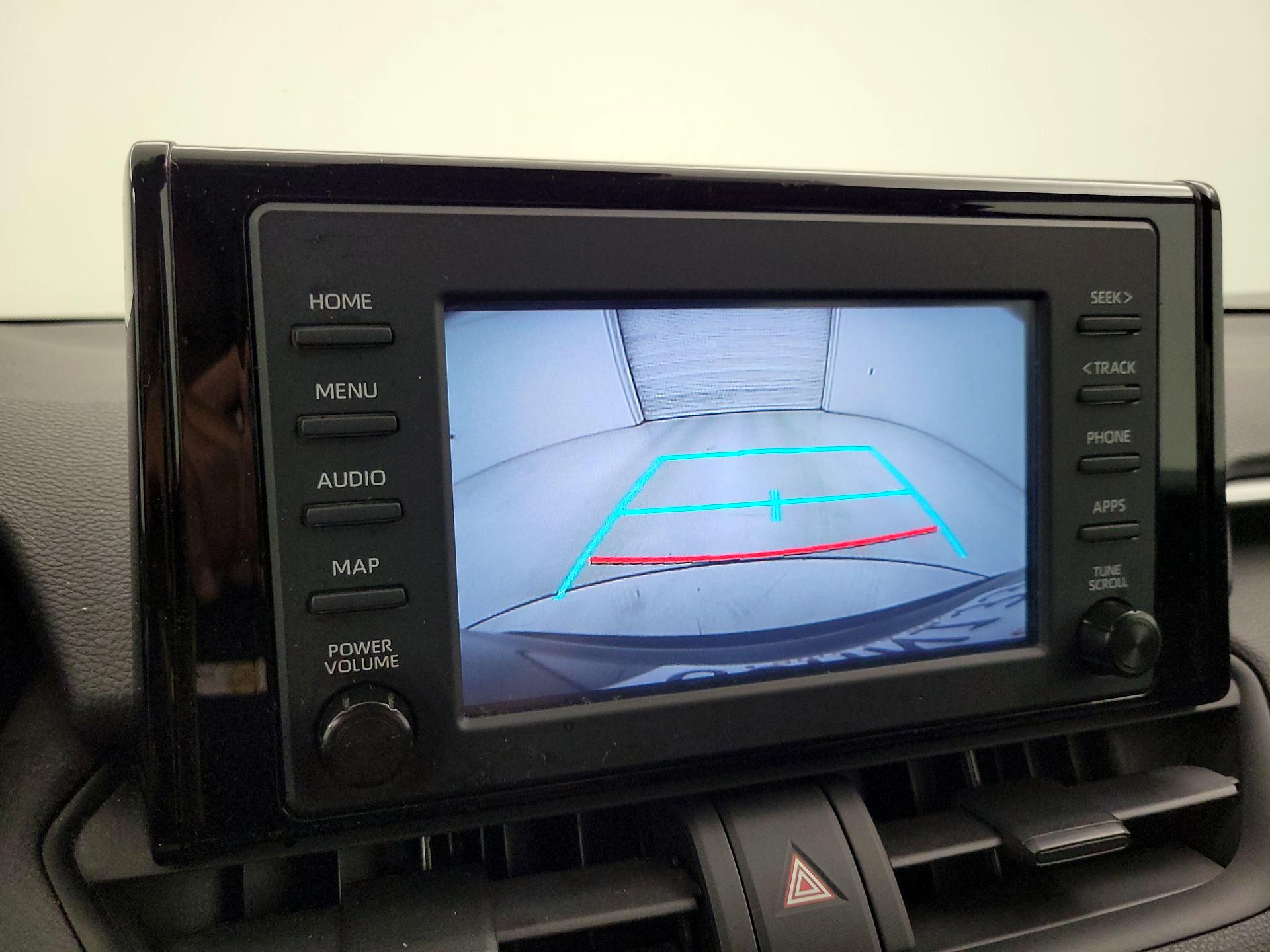 Thumbnail: 2019 Toyota RAV4 - 14