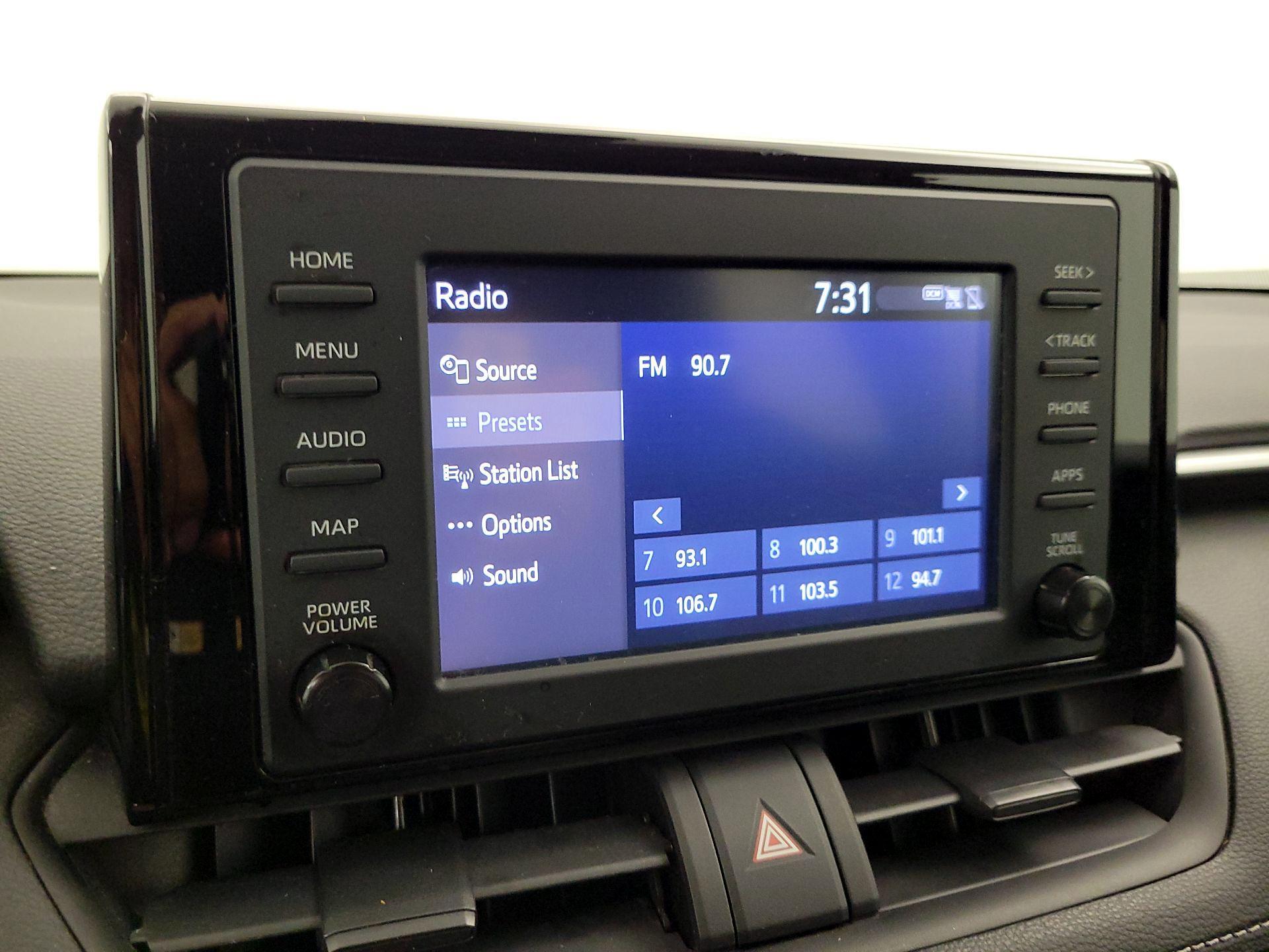 Thumbnail: 2019 Toyota RAV4 - 15
