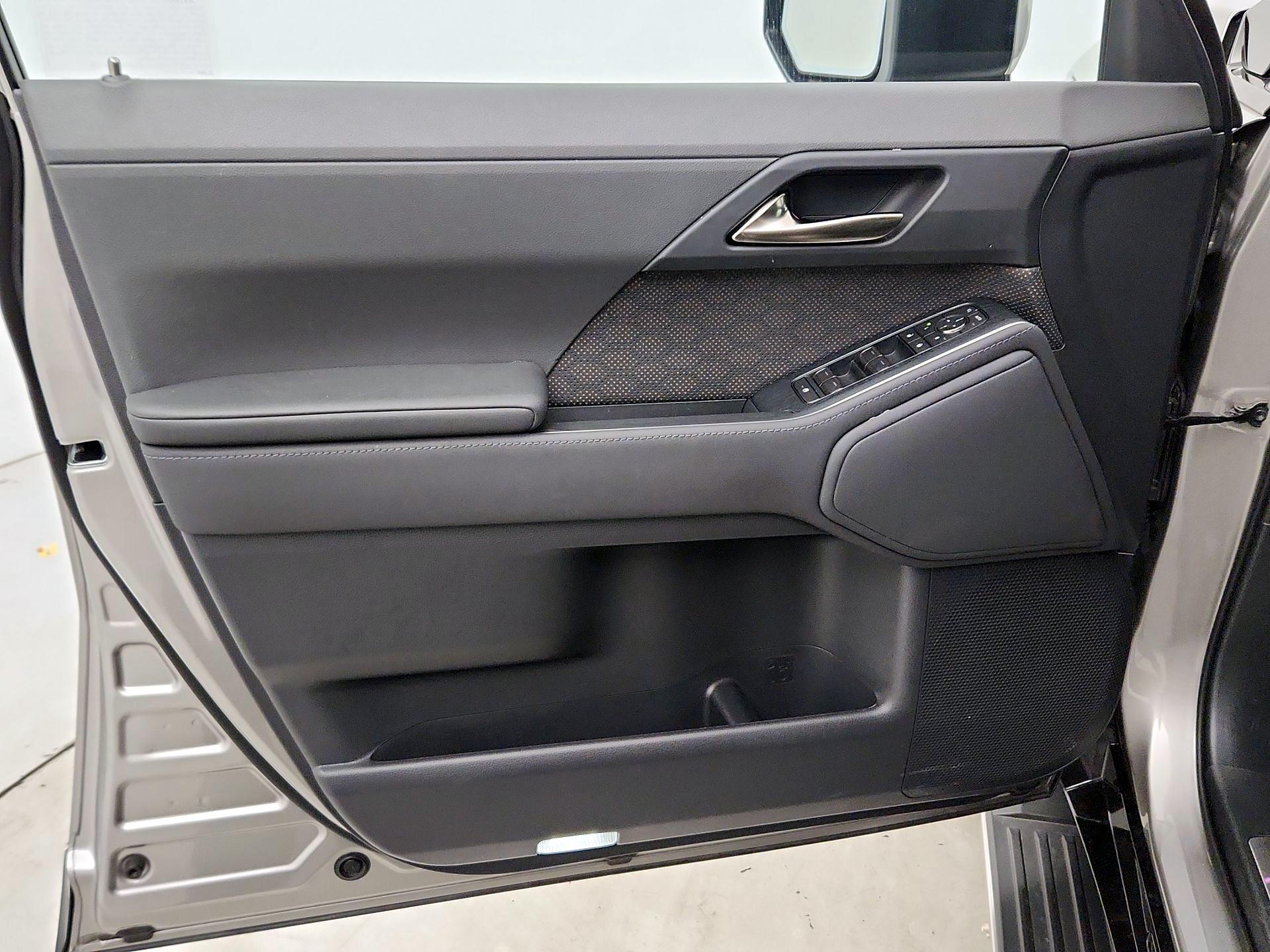 Thumbnail: 2024 Lexus GX - 12