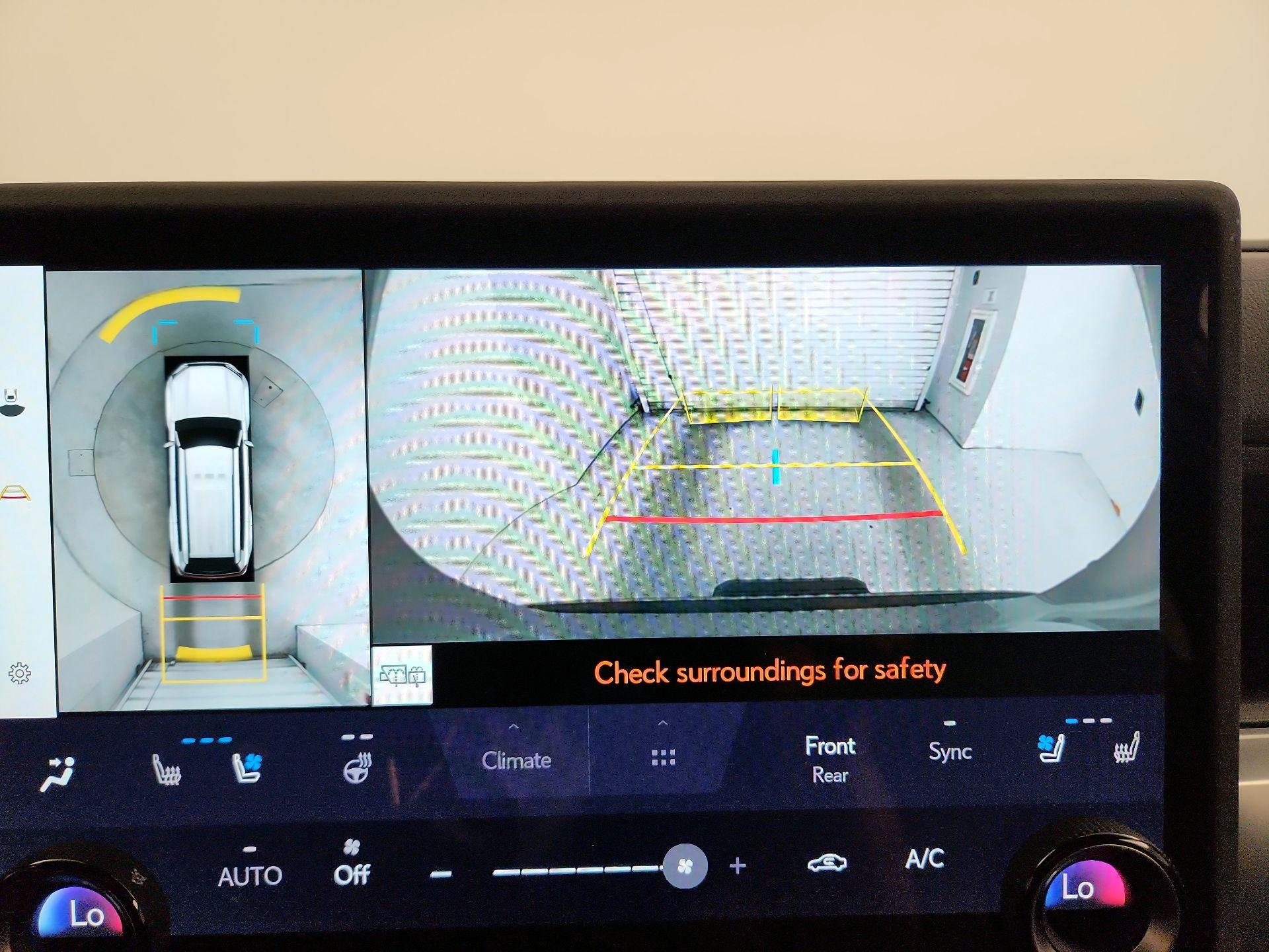 Thumbnail: 2024 Lexus GX - 14