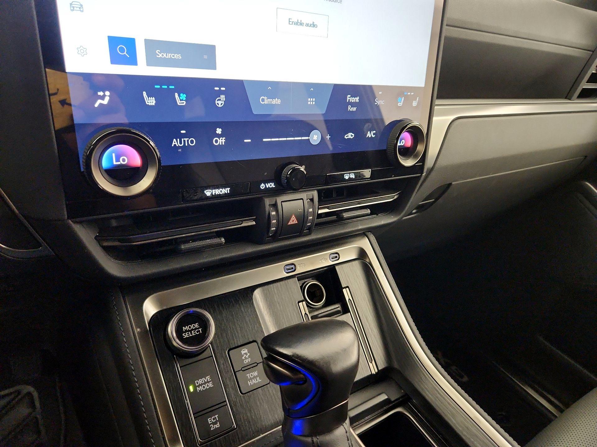 Thumbnail: 2024 Lexus GX - 16