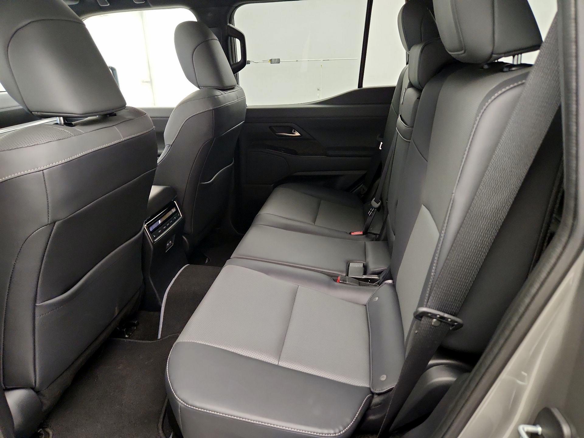 Thumbnail: 2024 Lexus GX - 20