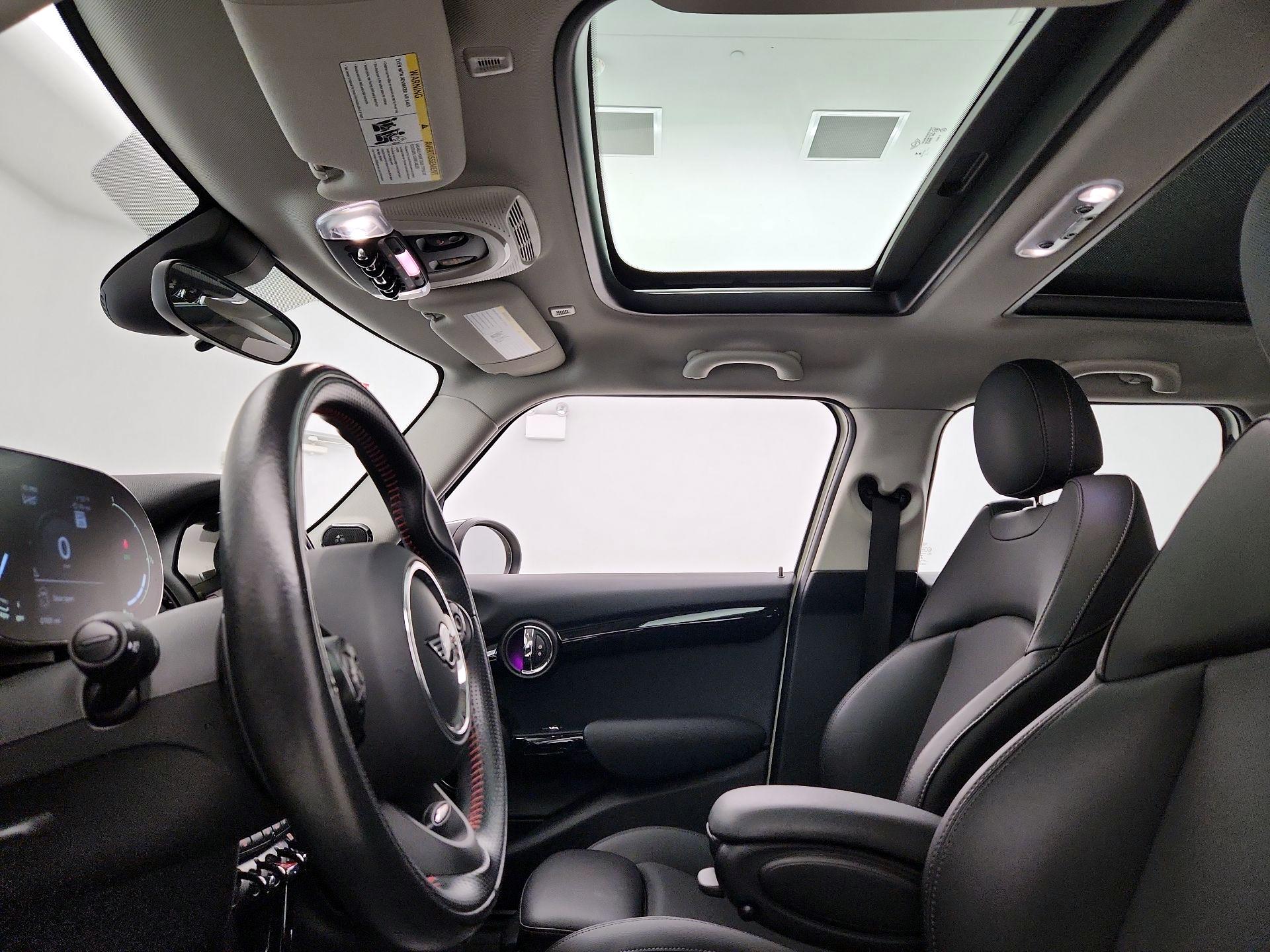 Thumbnail: 2021 MINI Cooper Hardtop - 18