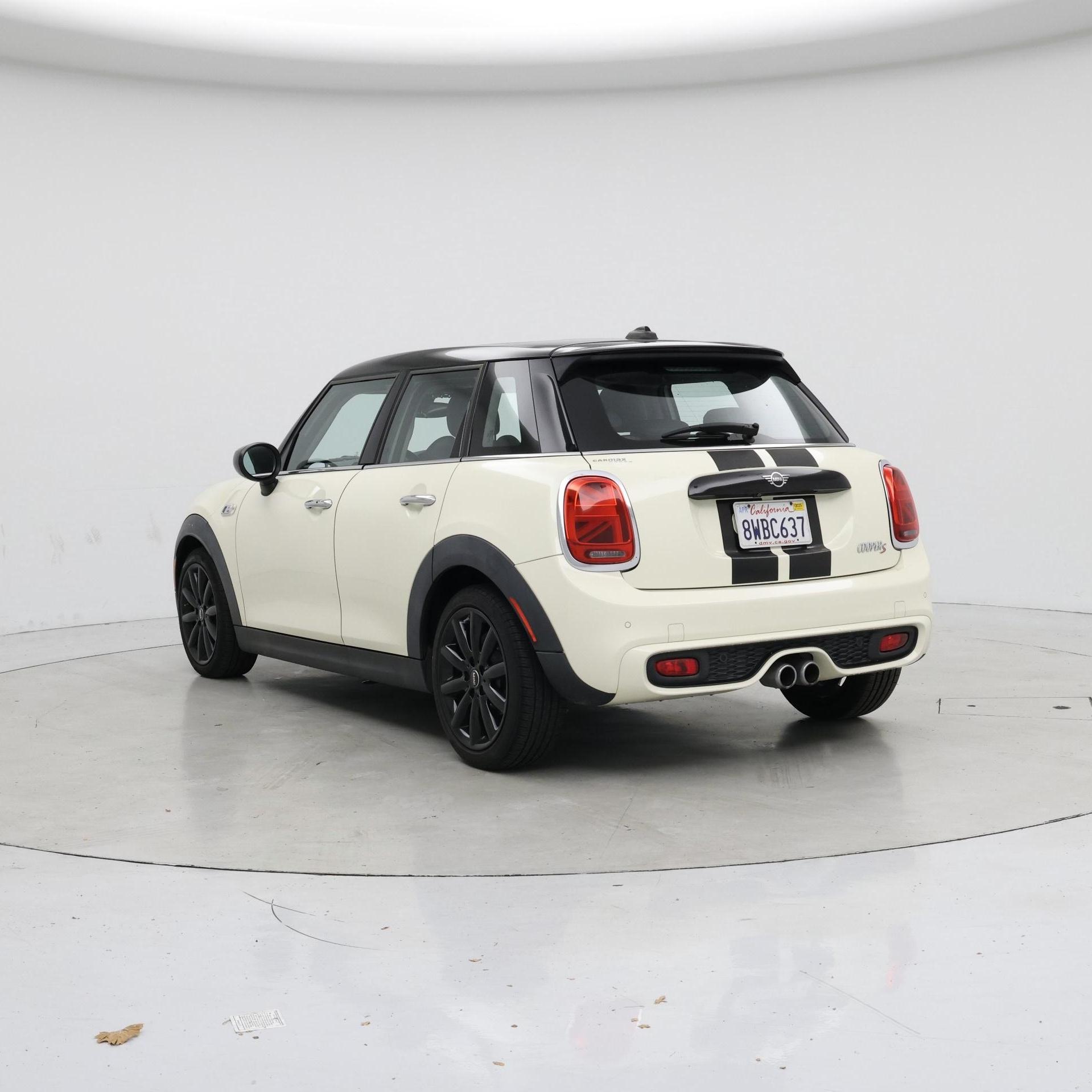 Thumbnail: 2021 MINI Cooper Hardtop - 2