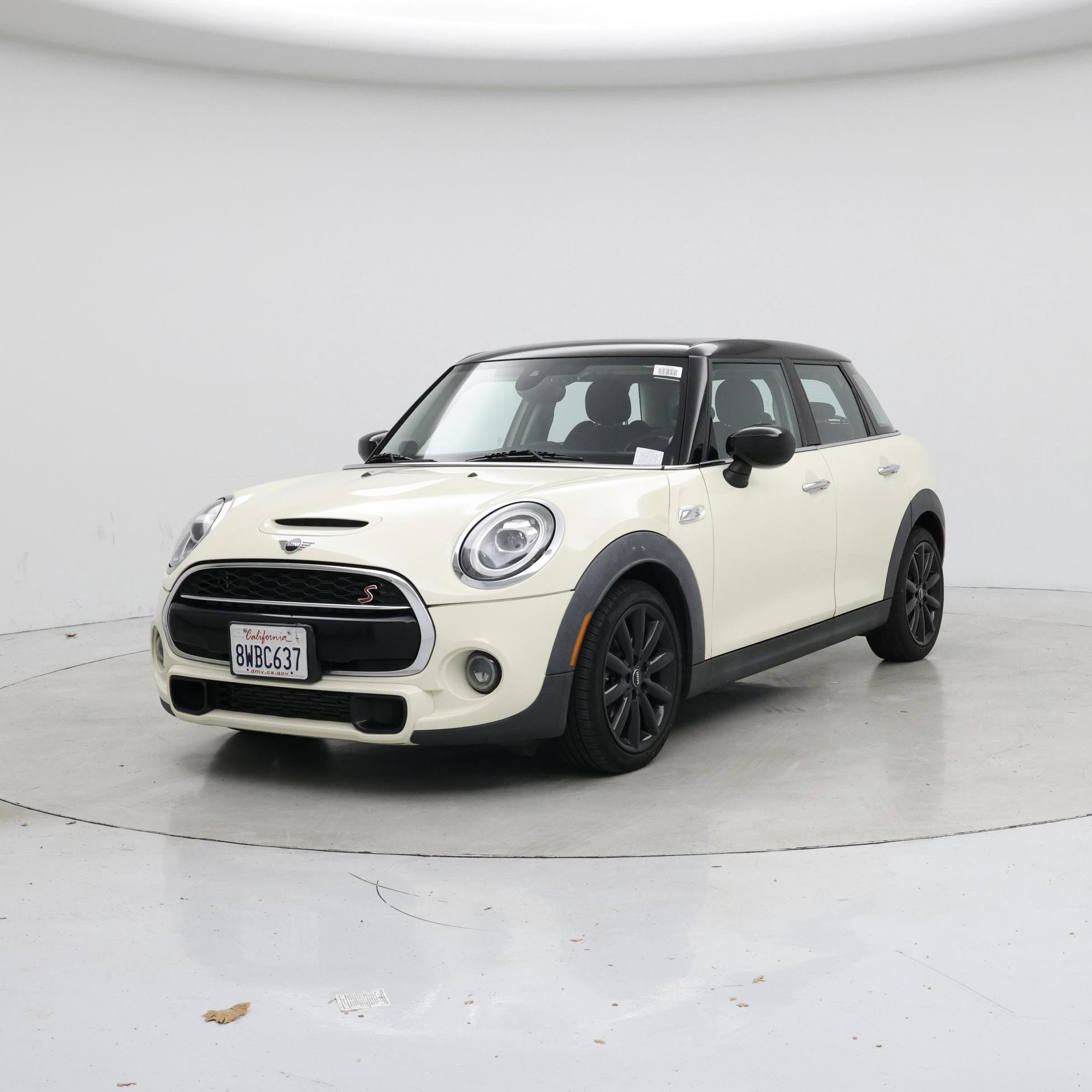 Thumbnail: 2021 MINI Cooper Hardtop - 4
