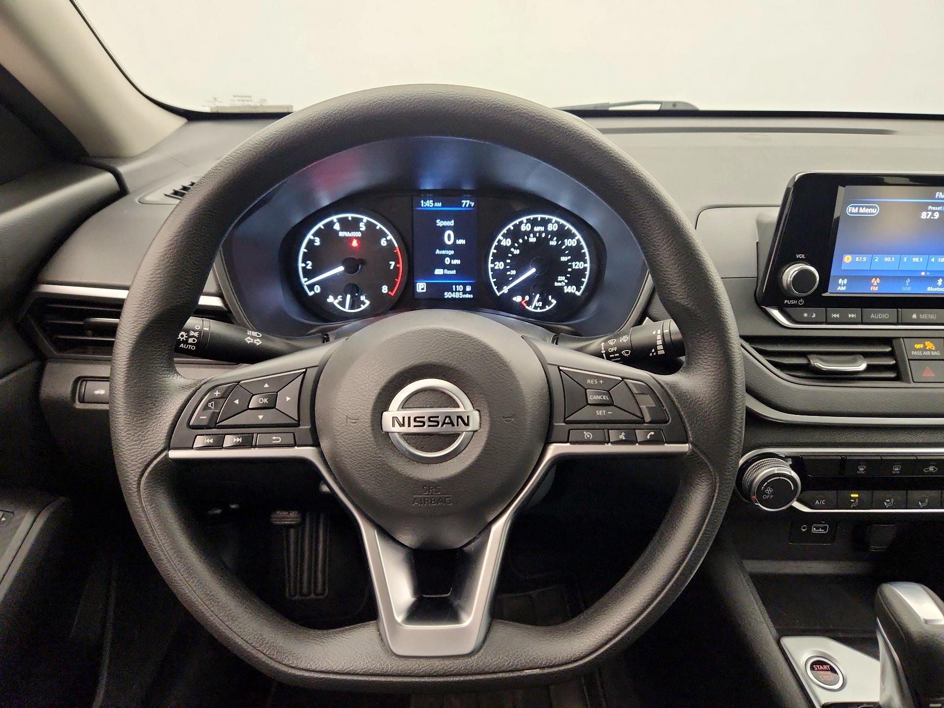 Thumbnail: 2021 Nissan Altima - 10