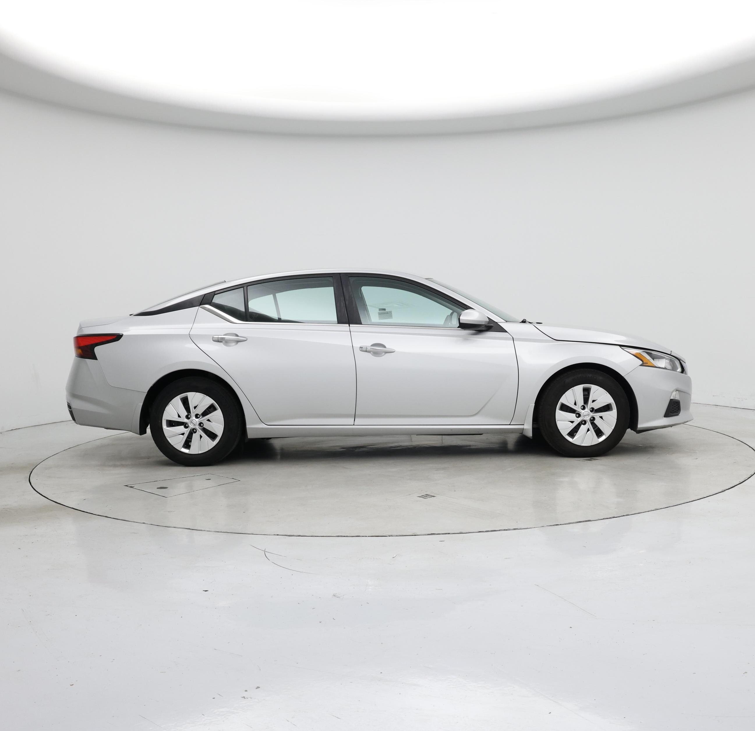Thumbnail: 2021 Nissan Altima - 7
