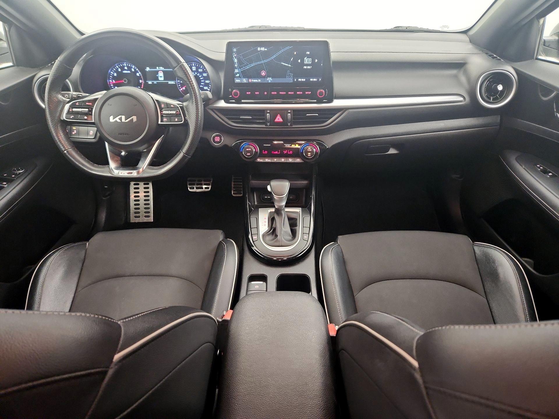 Thumbnail: 2023 Kia Forte - 9