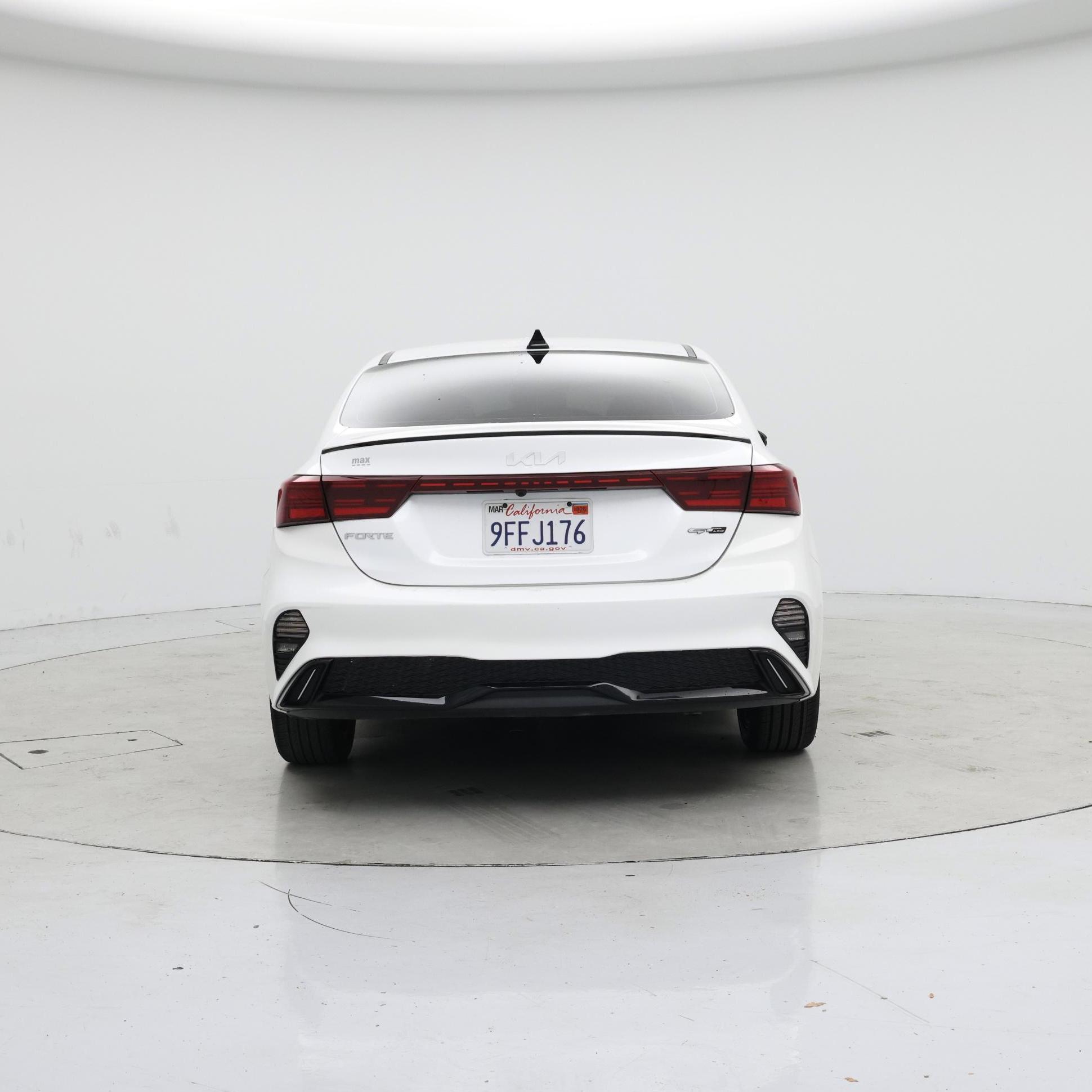 Thumbnail: 2023 Kia Forte - 6