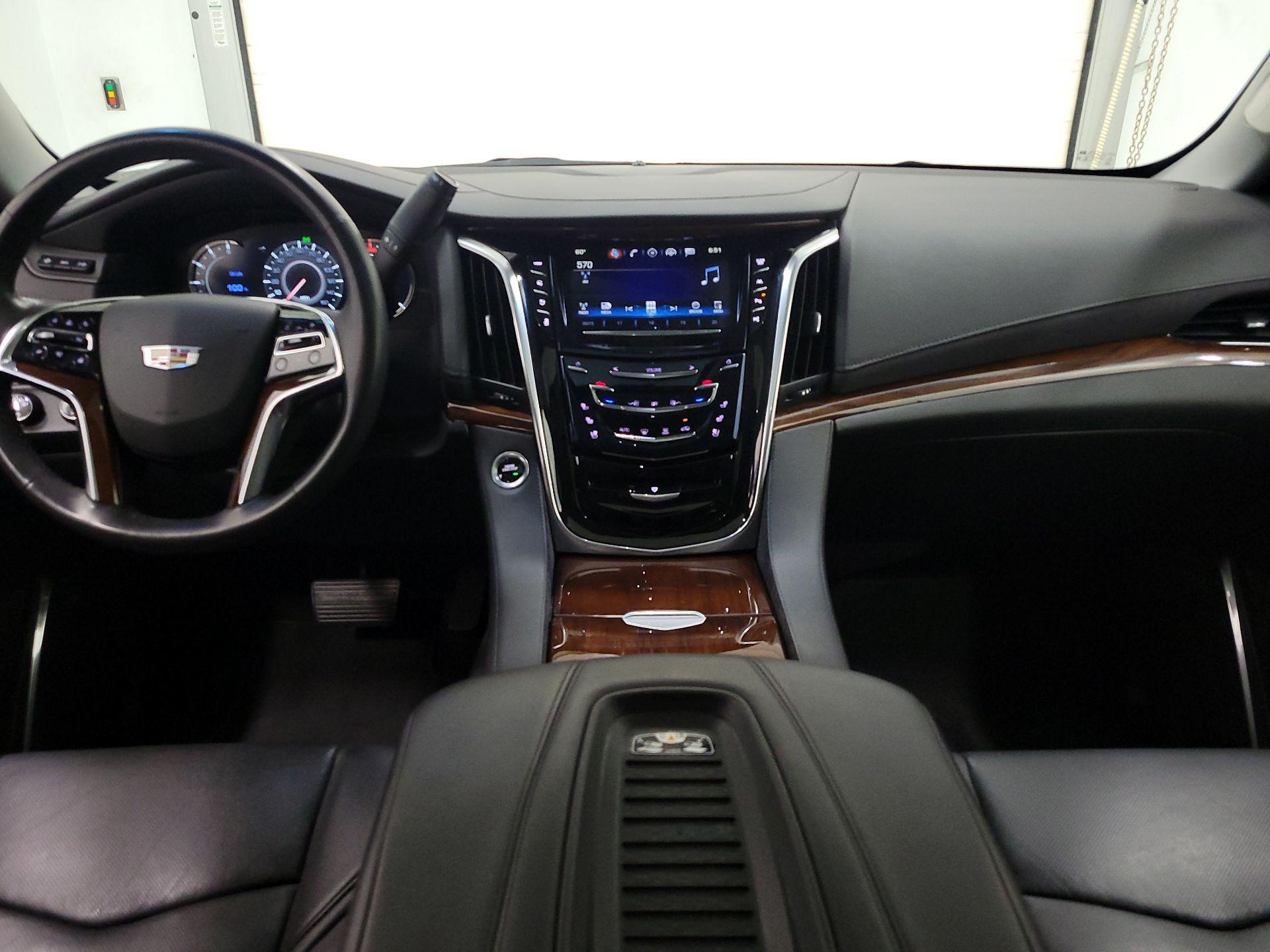 Thumbnail: 2019 Cadillac Escalade - 9