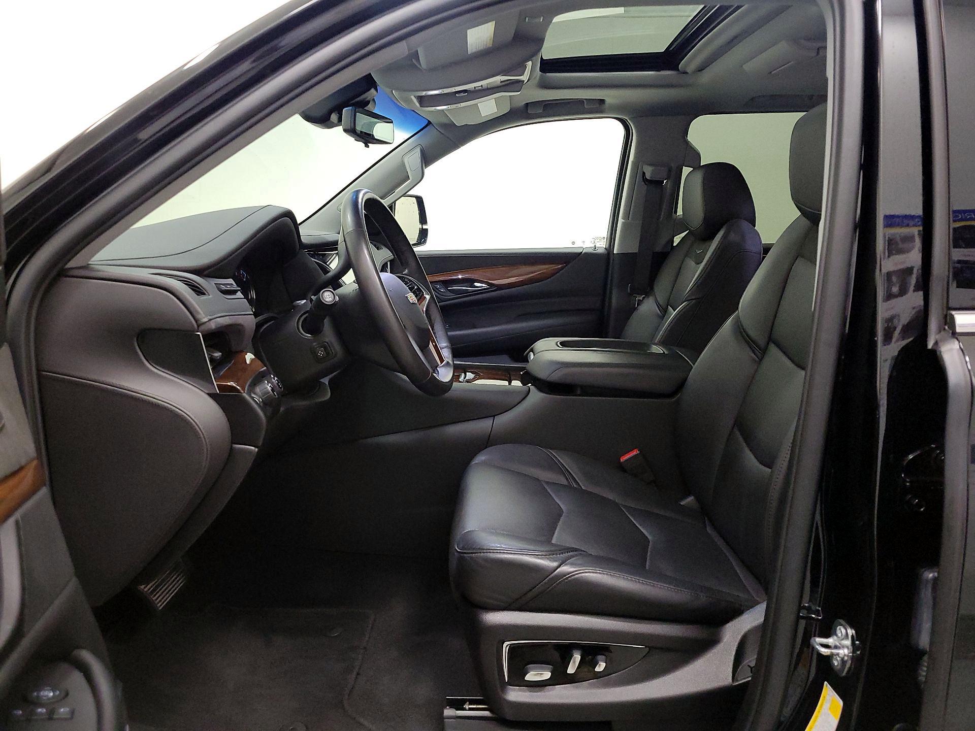 Thumbnail: 2019 Cadillac Escalade - 11