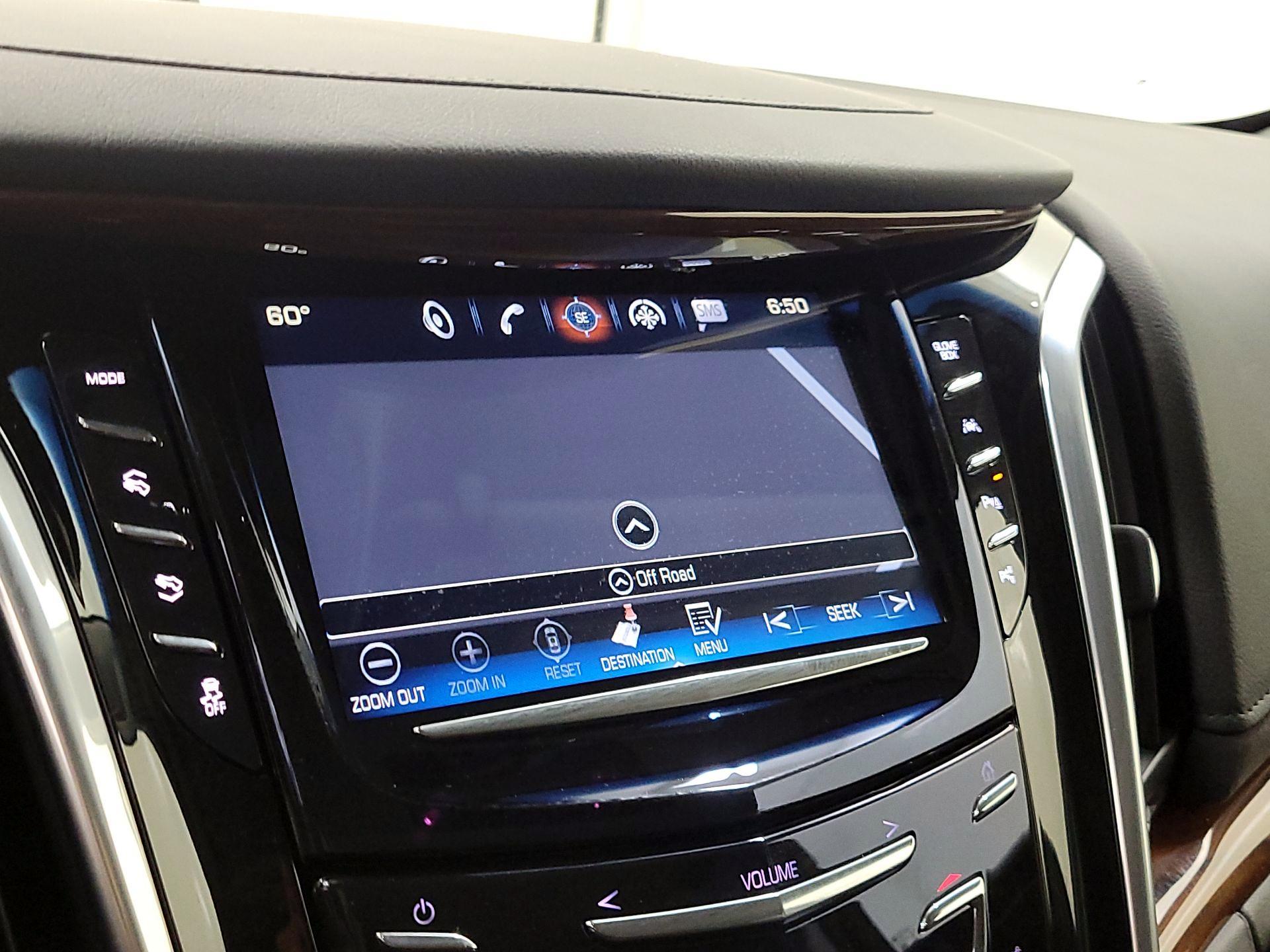 Thumbnail: 2019 Cadillac Escalade - 14