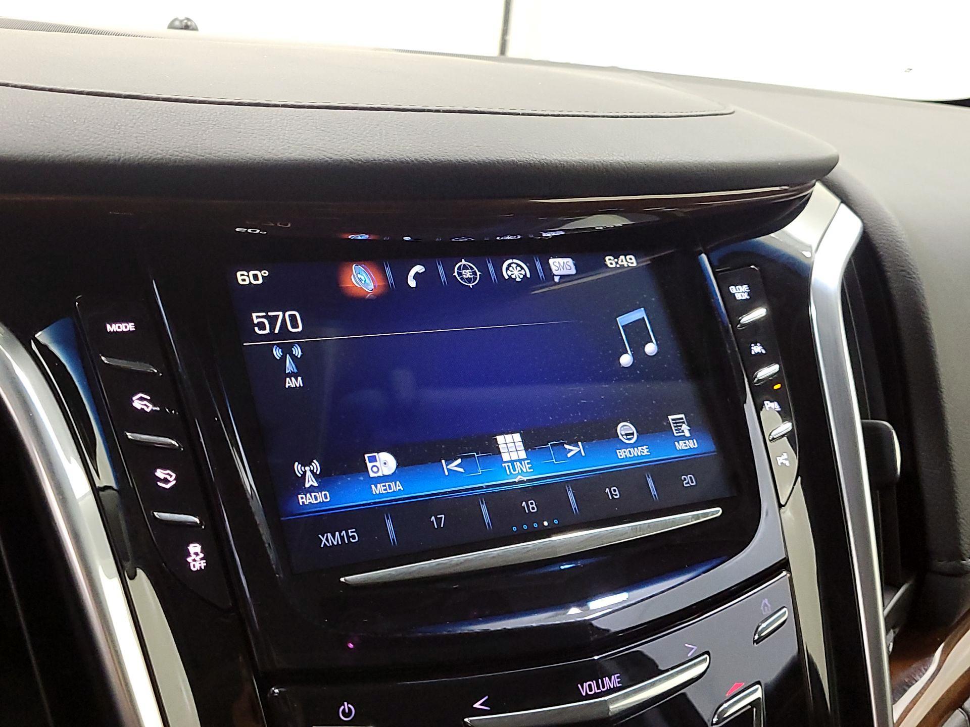 Thumbnail: 2019 Cadillac Escalade - 16