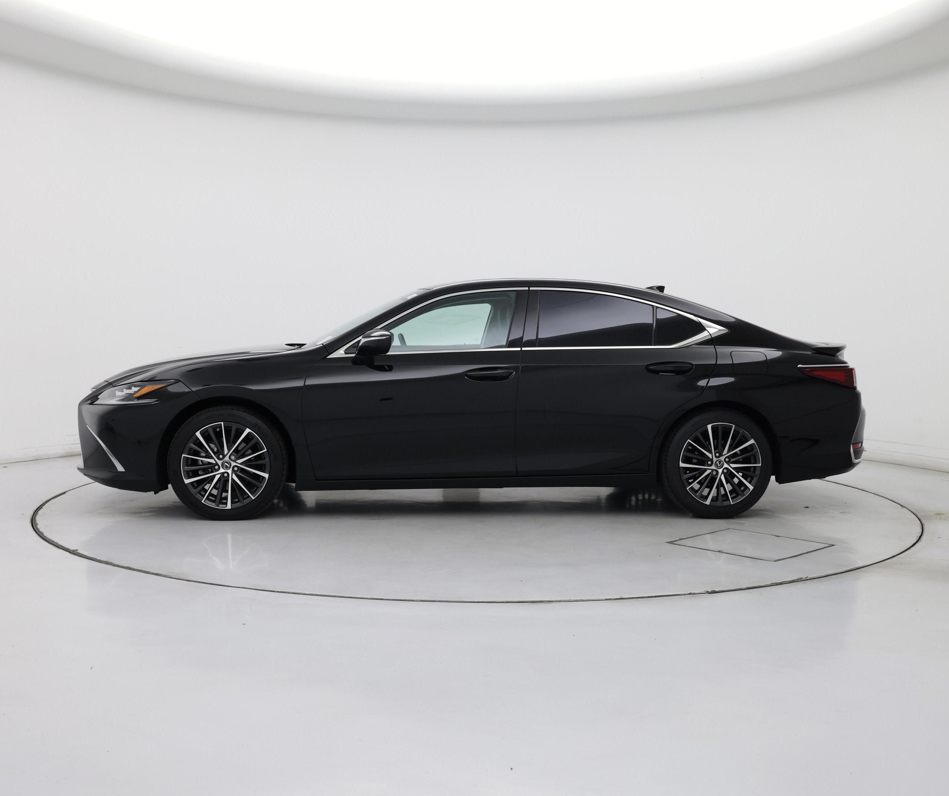 Thumbnail: 2024 Lexus ES - 3