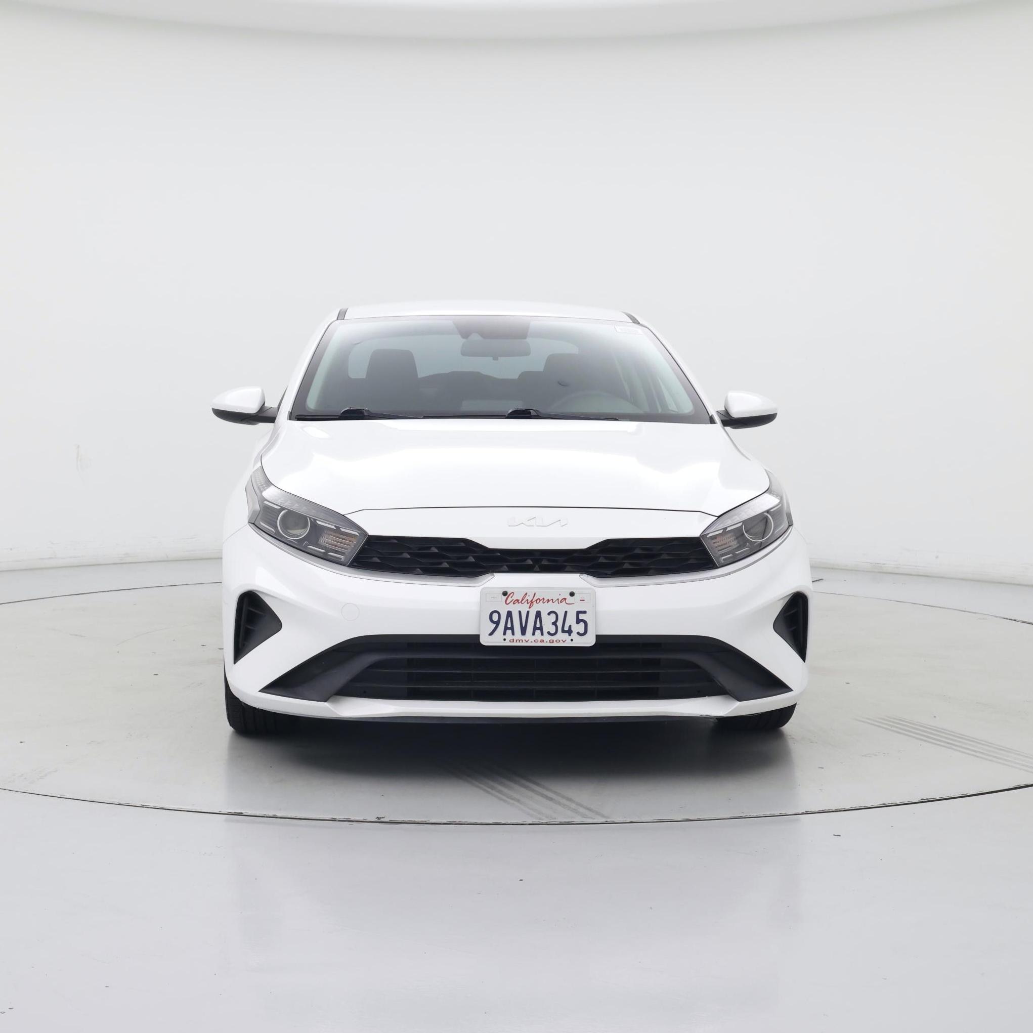 Thumbnail: 2022 Kia Forte - 5
