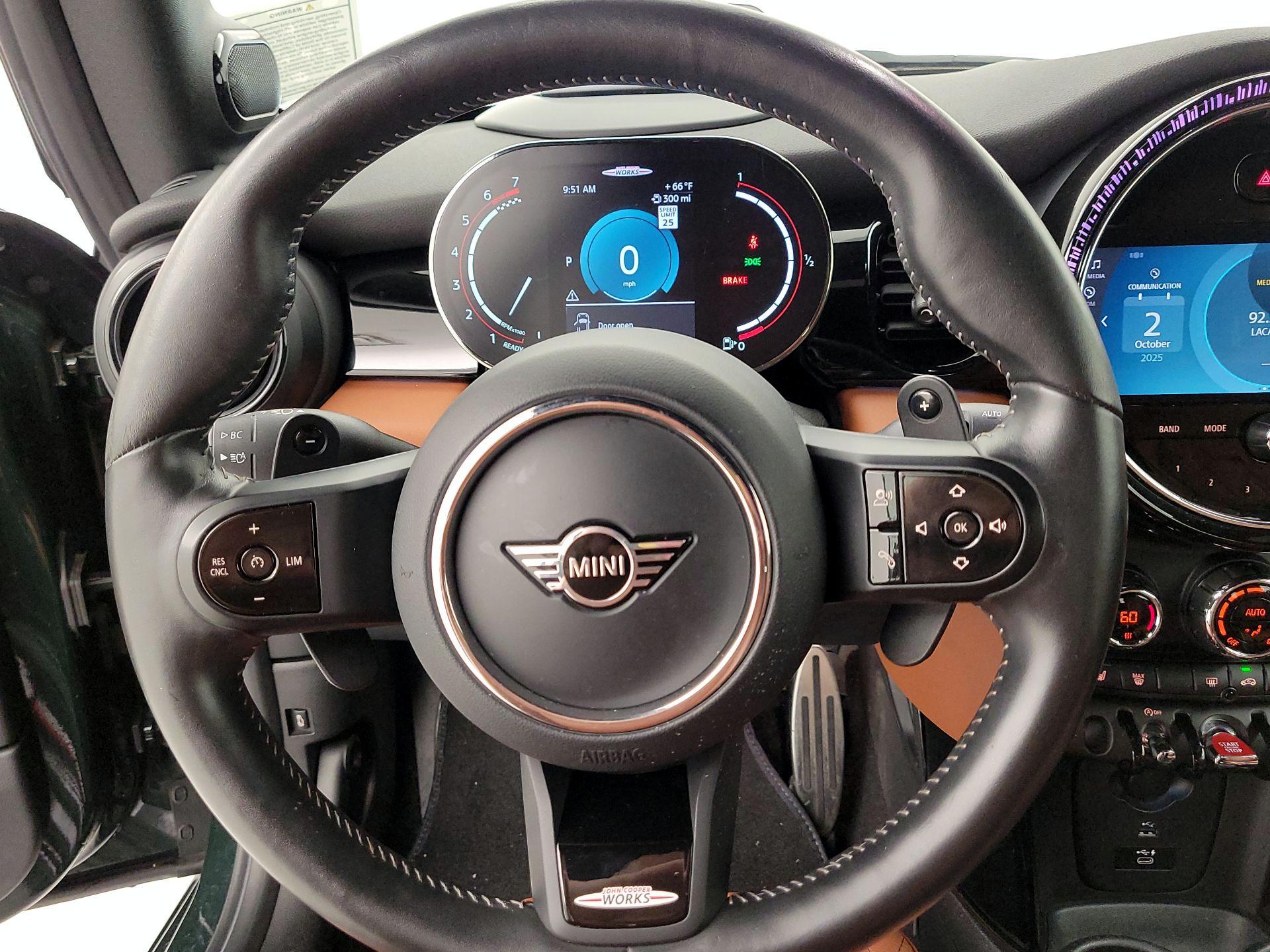 Thumbnail: 2022 MINI Cooper - 10